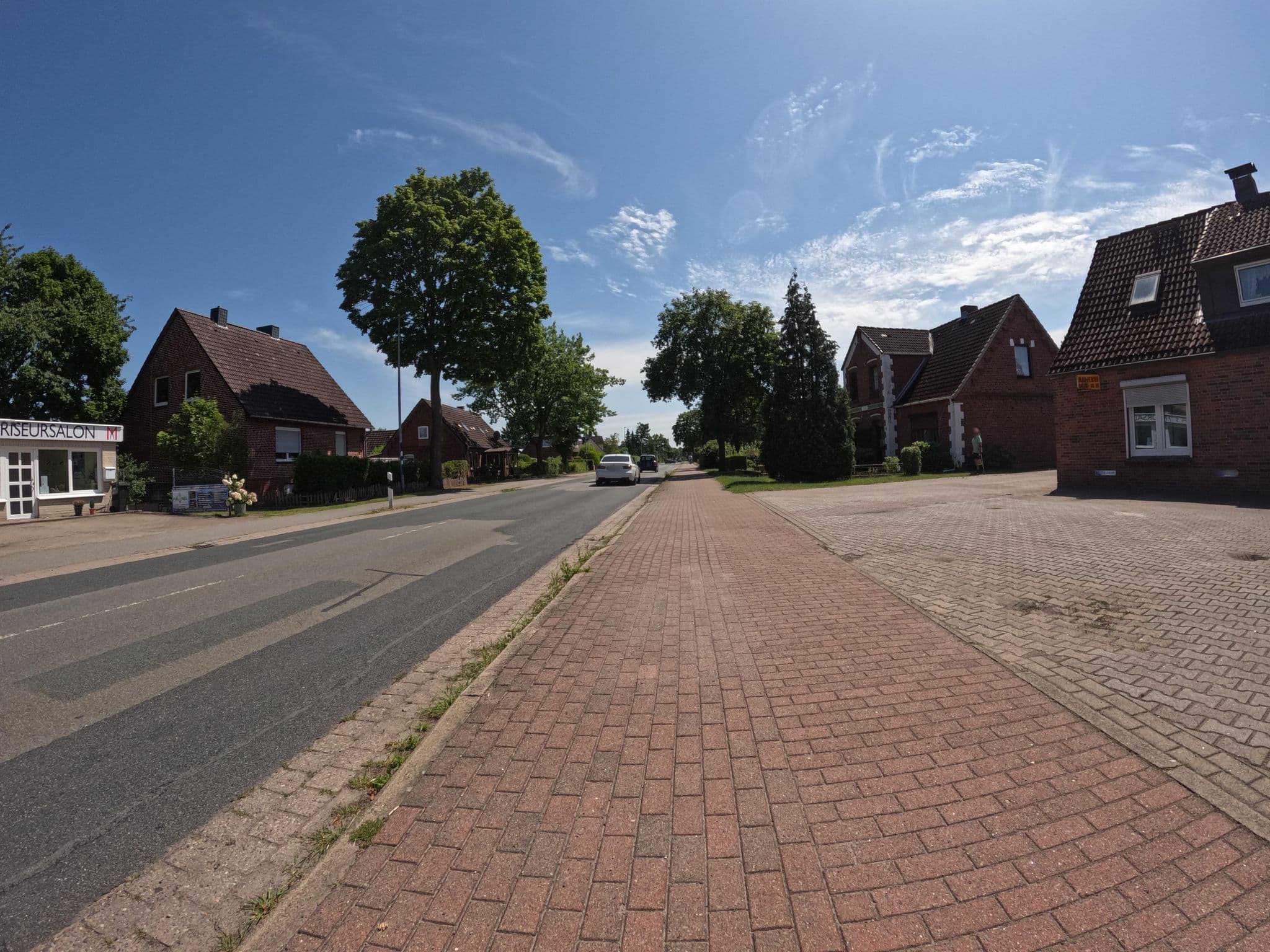 Street view near Elbe-Ferien 2, Tespe — © suelfmeister (CC BY-SA · Mapillary)