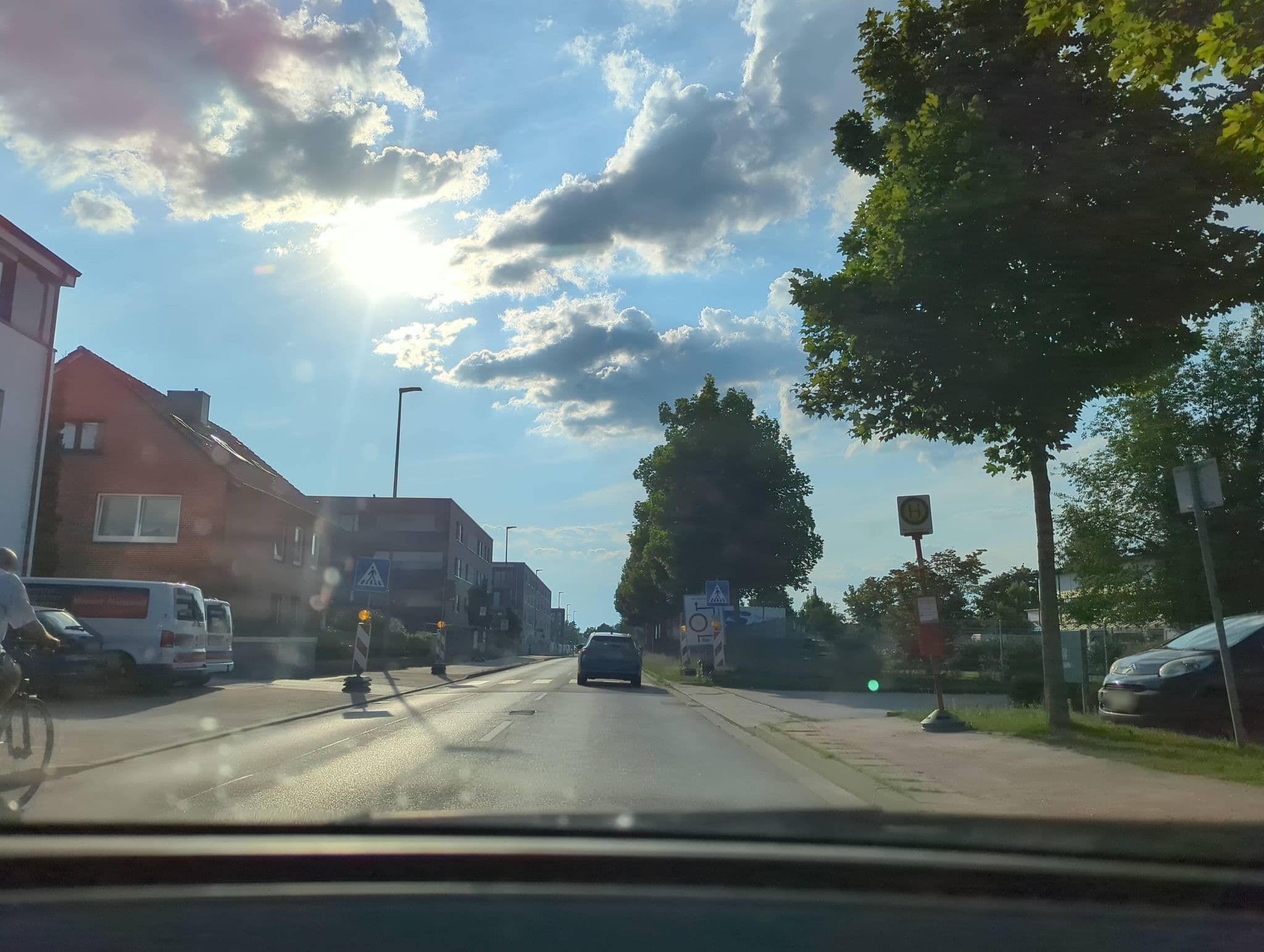 Street view near Elbufer Apartments Geesthacht Hotel, Geesthacht — © hotteliene (CC BY-SA · Mapillary)