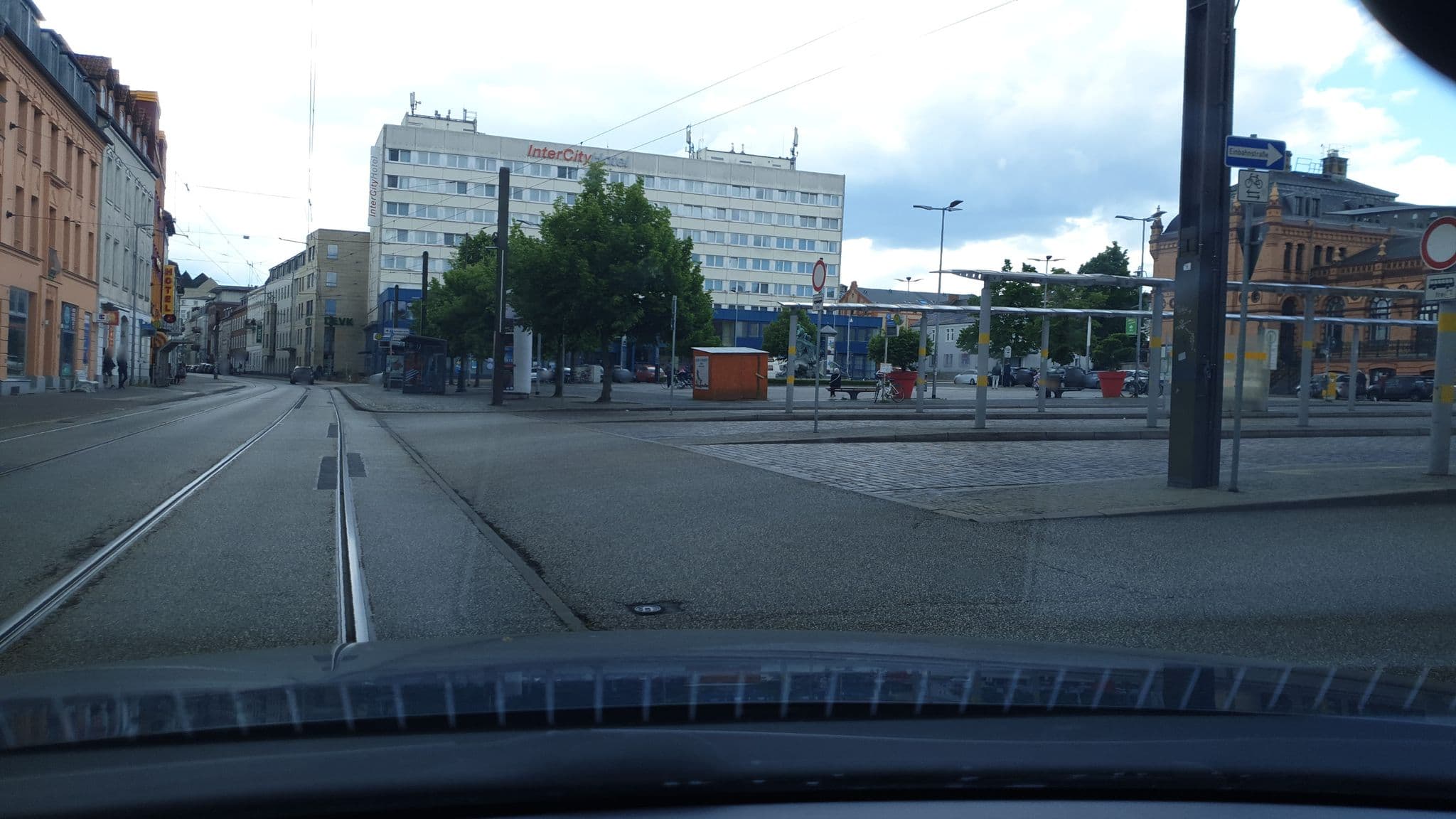 Street view near Zum Weiben Haus, Paulsstadt — © tomatsn (CC BY-SA · Mapillary)