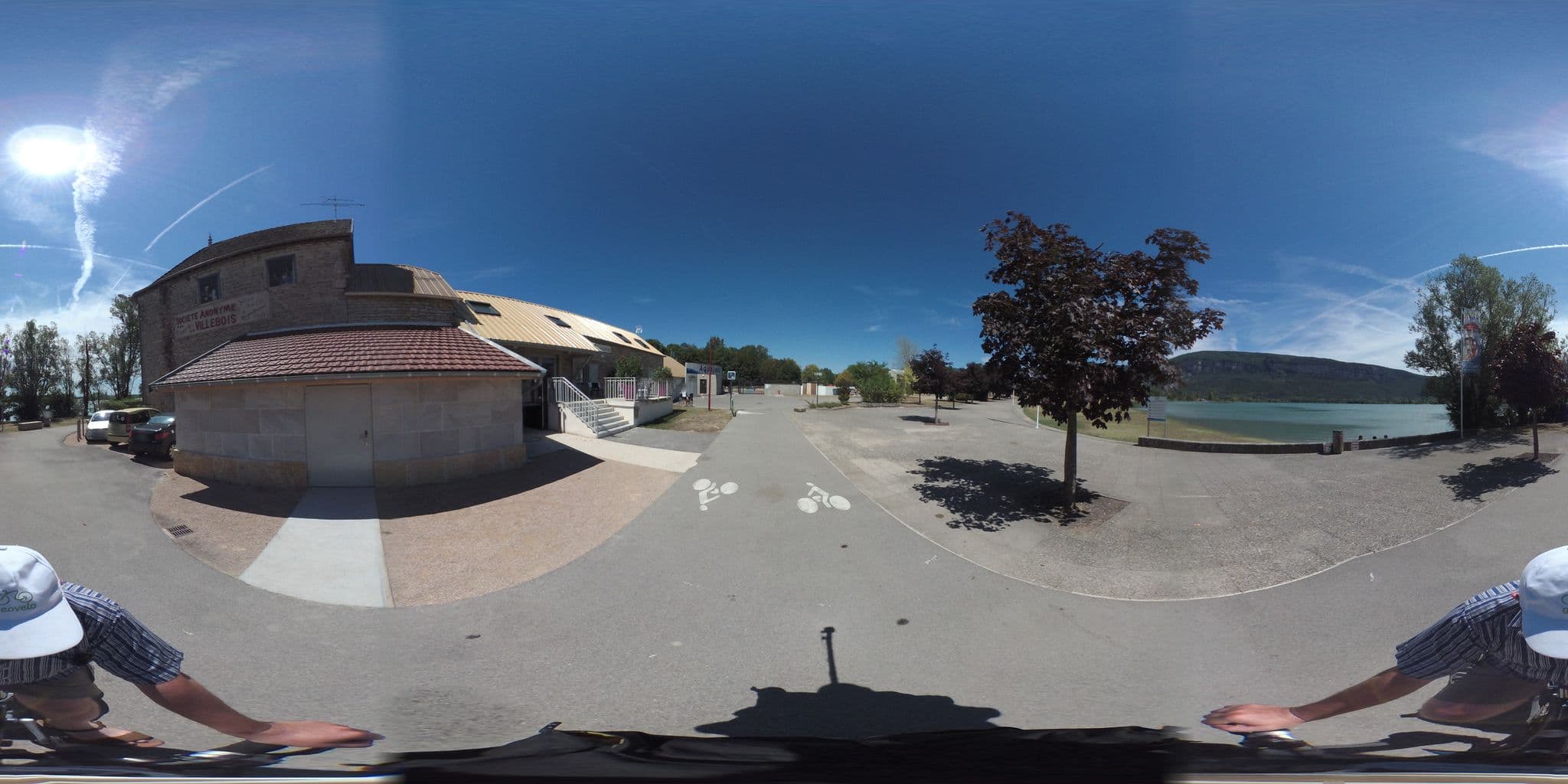 Street view near Gîte des Carriers, Montalieu — © simon_geovelo (CC BY-SA · Mapillary)