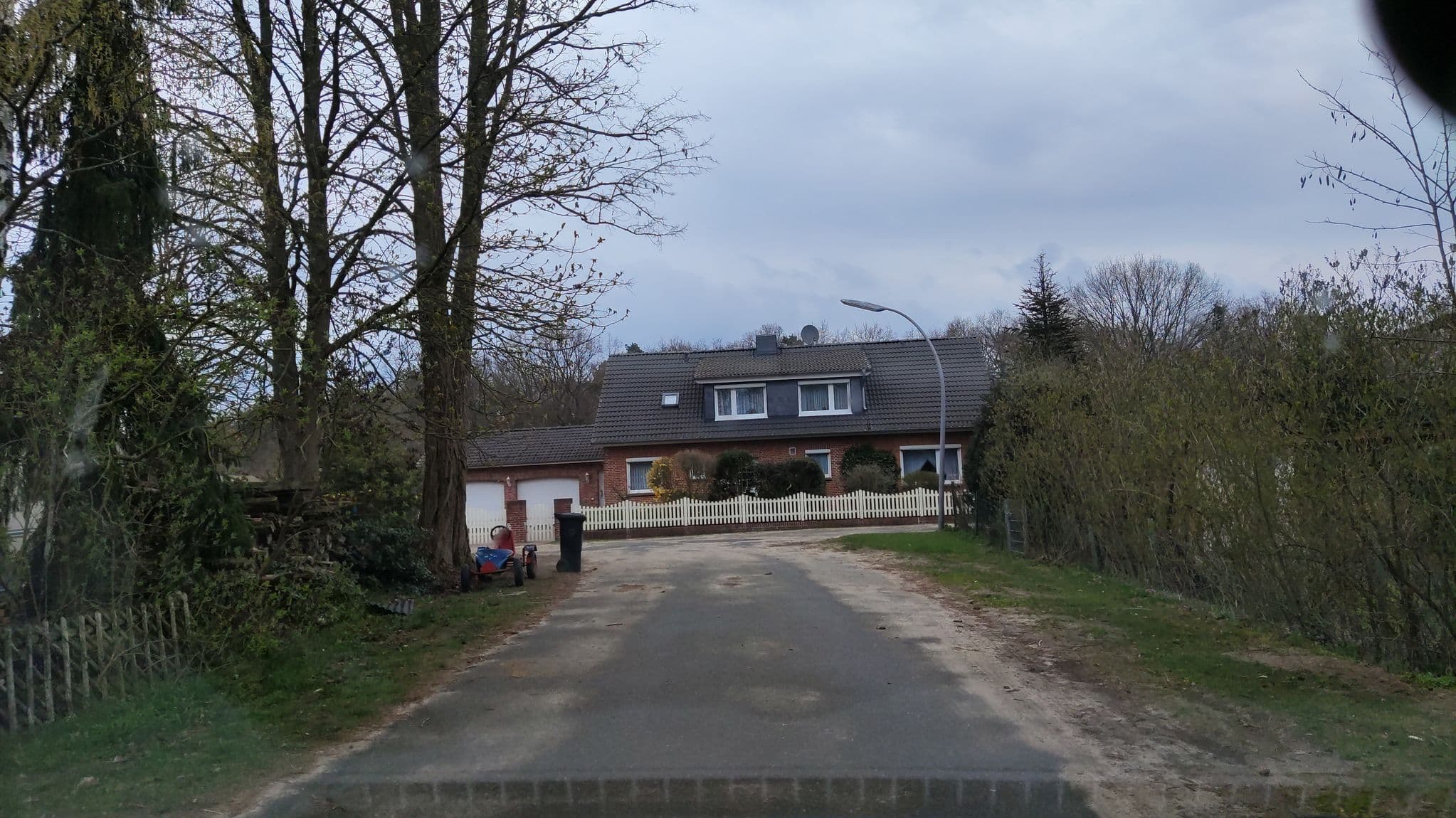Street view near Ferienhaus Krull, Bleckede — © hotteliene (CC BY-SA · Mapillary)