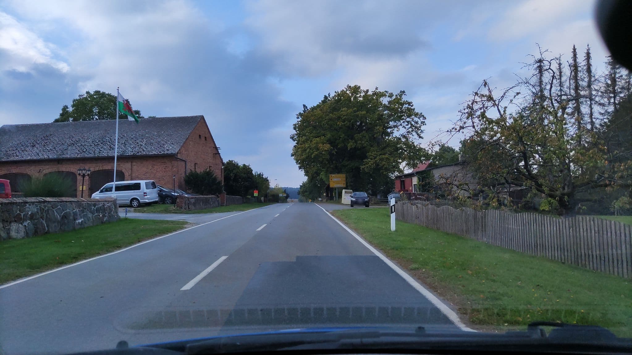 Street view near Pferde-Schulze, Neu Darchau — © hotteliene (CC BY-SA · Mapillary)