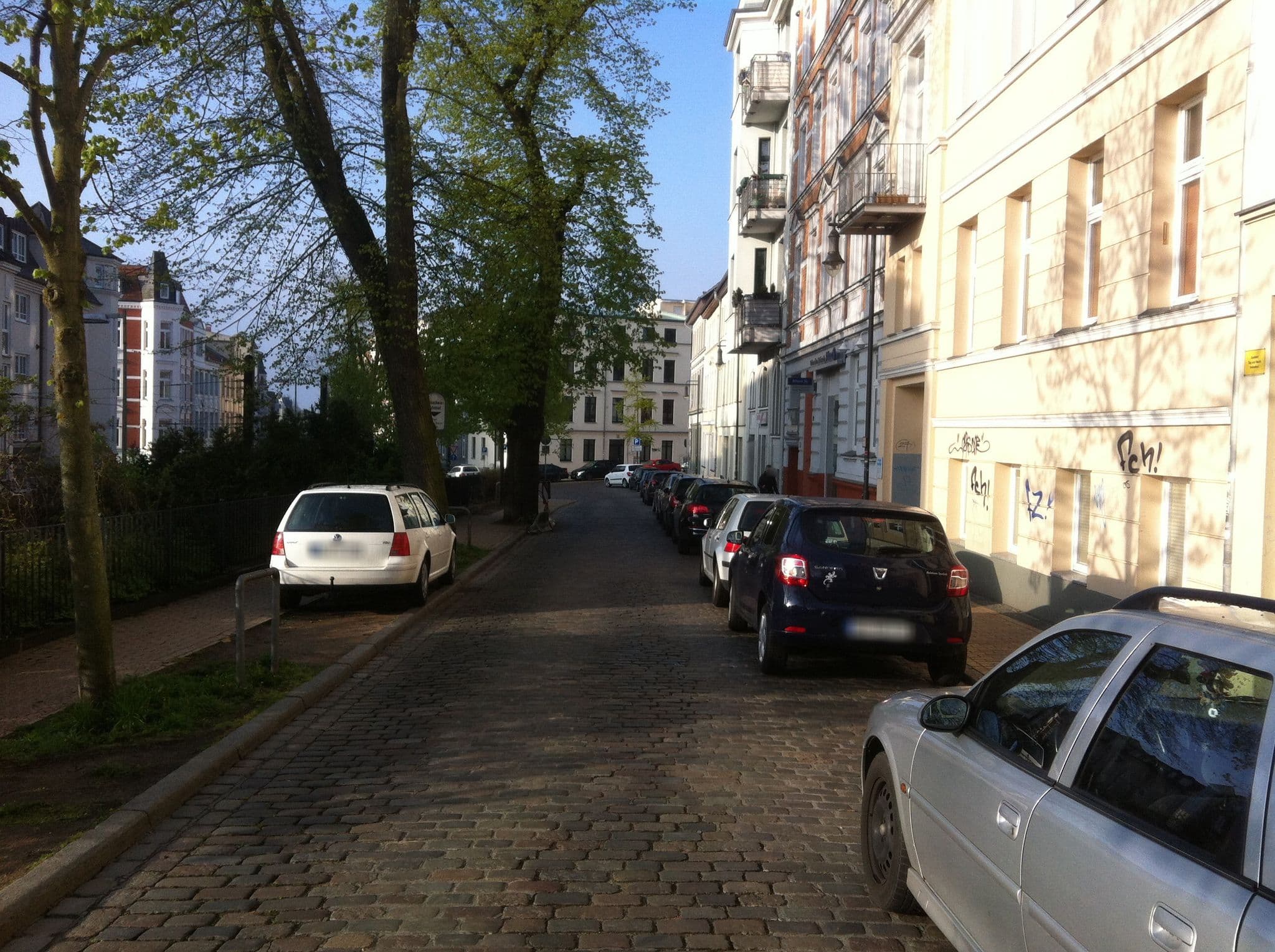 Street view near Pension Am Schloss, Feldstadt — © georginakirrin (CC BY-SA · Mapillary)