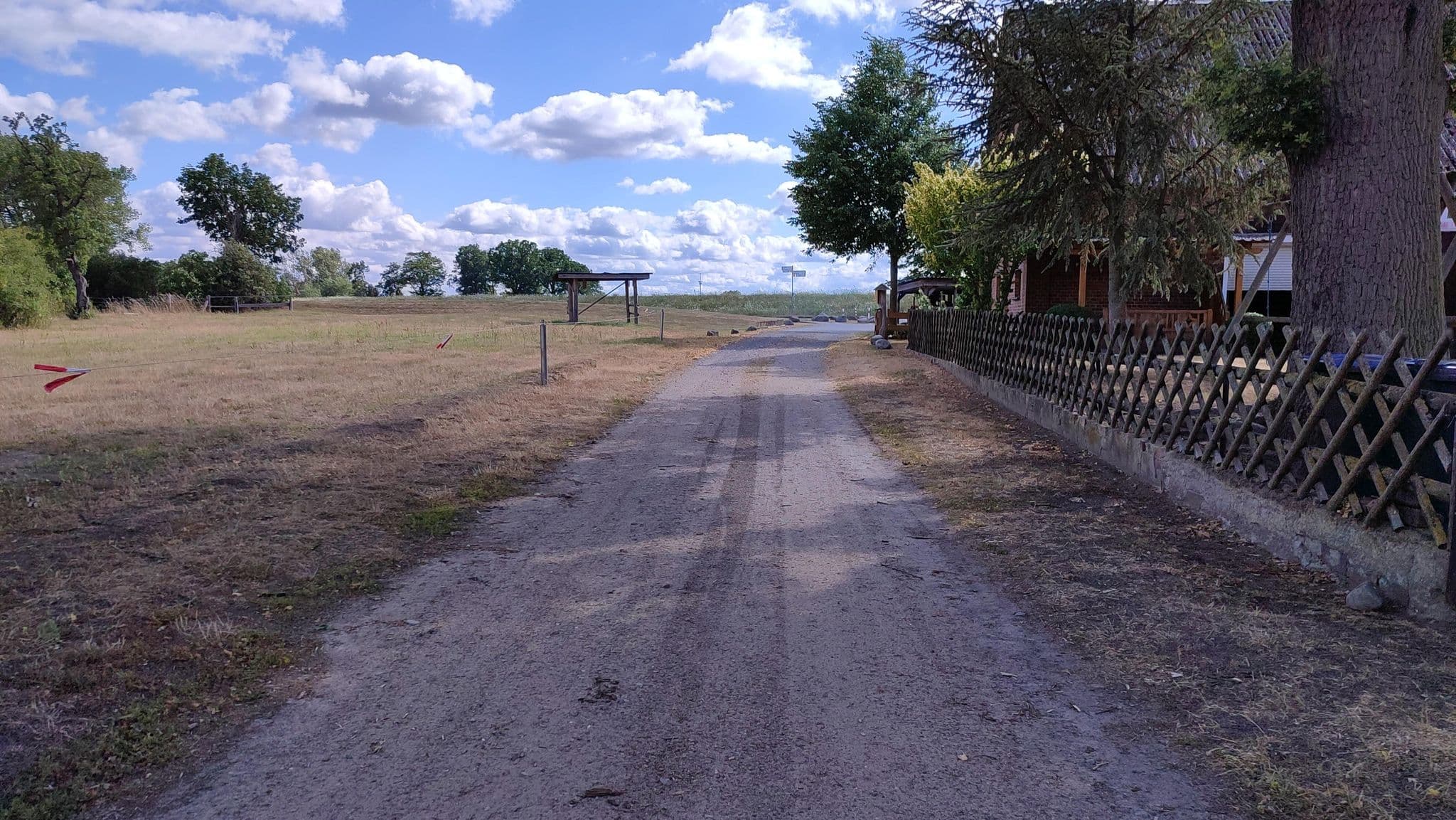 Street view near Gasthof Holm, Dömitz — © lukasprobst (CC BY-SA · Mapillary)
