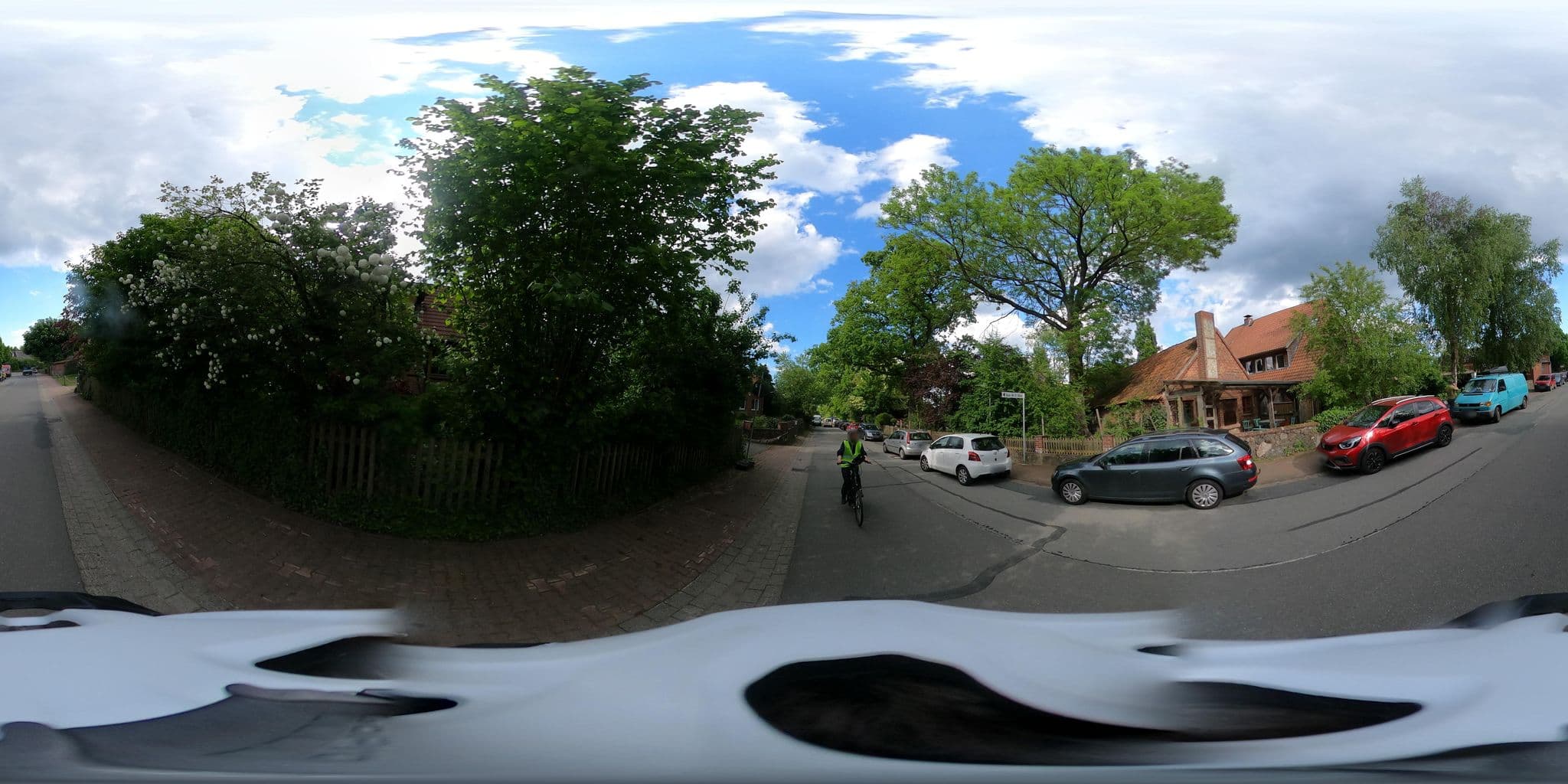 Street view near Antik Kaffee mit Heuhotel Halbedel, Neu Darchau — © Mobilitaetswerk (CC BY-SA · Mapillary)