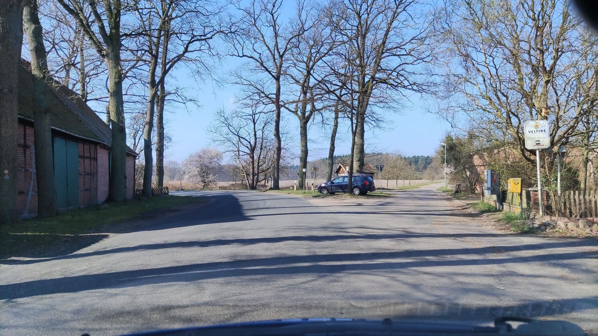 Street view near Rosenhof Göttien, Küsten — © hotteliene (CC BY-SA · Mapillary)