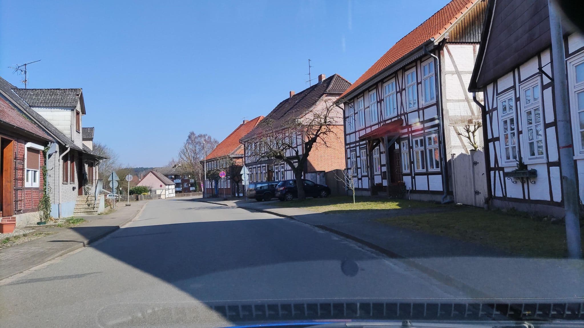 Street view near Pension Zum Kuhstall, Clenze — © hotteliene (CC BY-SA · Mapillary)