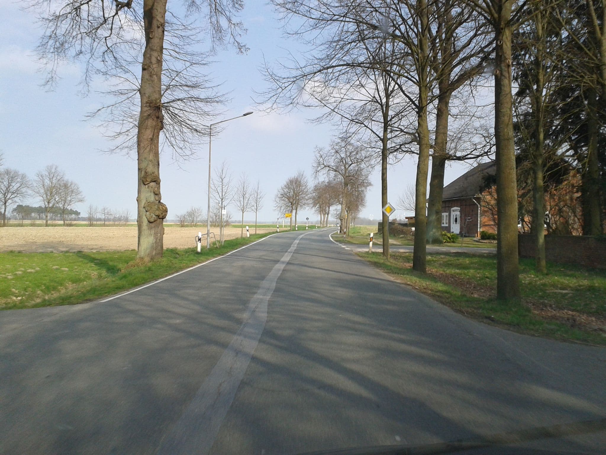 Street view near Pension Weidenbaum & Wiedhecke, Wustrow — © wendlandosm (CC BY-SA · Mapillary)