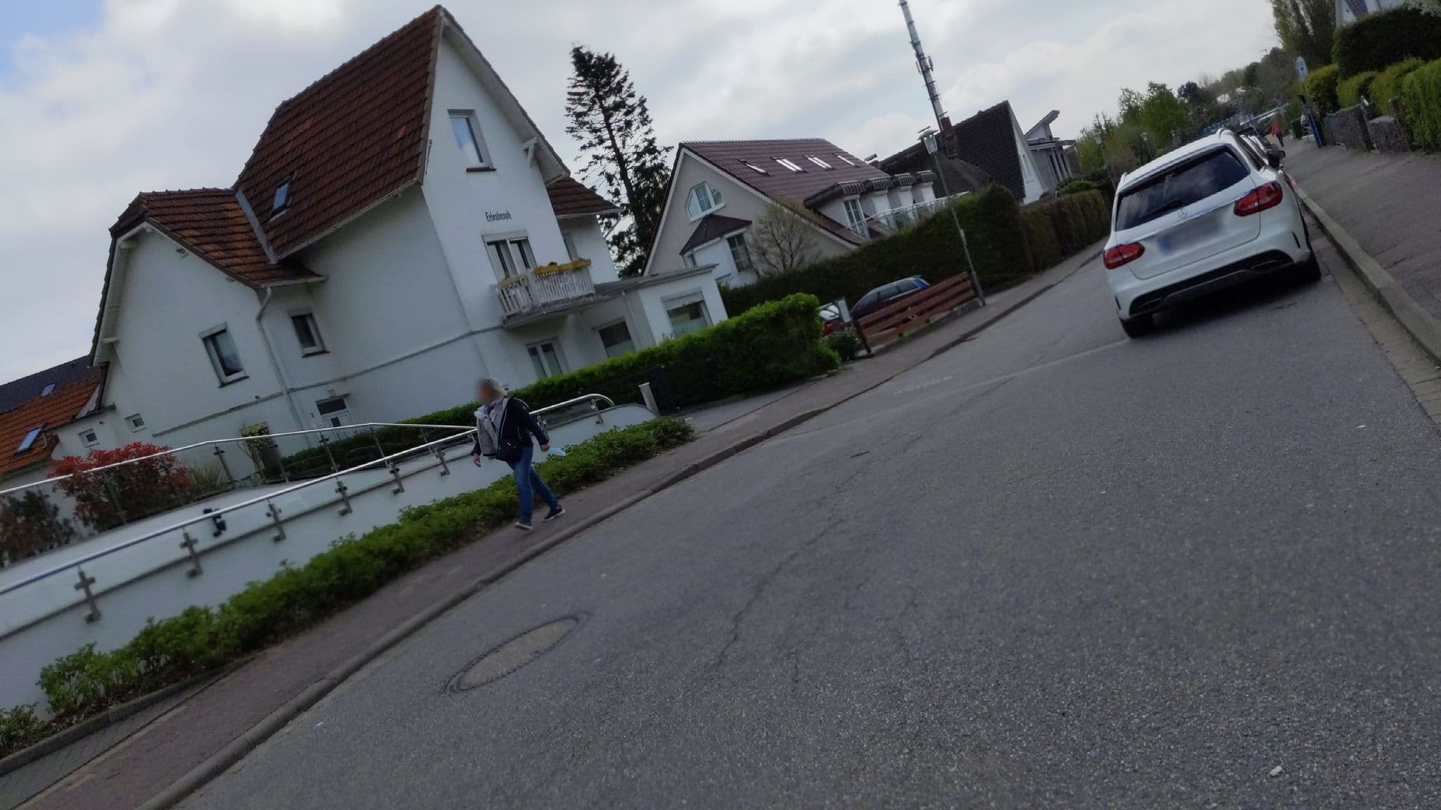 Street view near Villa von Rumohr, Timmendorfer Strand — © rasmustravemnde (CC BY-SA · Mapillary)