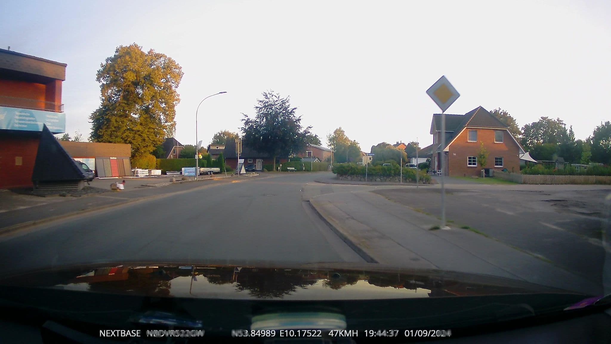 Street view near Hotel Friesenhof, Seth — © Dancingman (CC BY-SA · Mapillary)