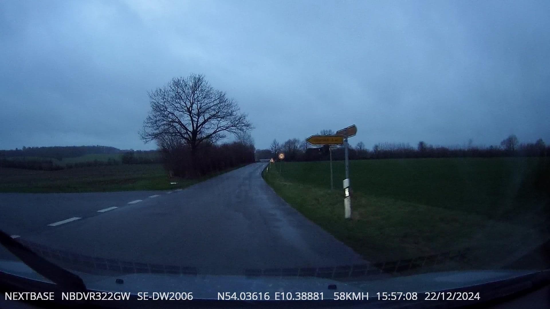 Street view near Zum Alten Bahnhof, Seedorf — © Dancingman (CC BY-SA · Mapillary)