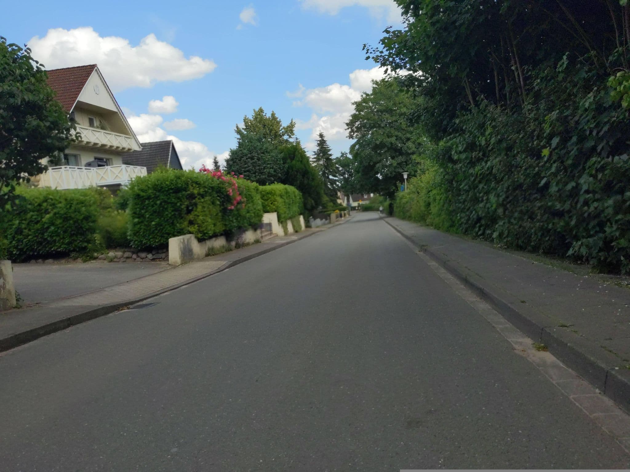 Street view near Appartements am Wildpark, Malente — © rasmustravemnd (CC BY-SA · Mapillary)