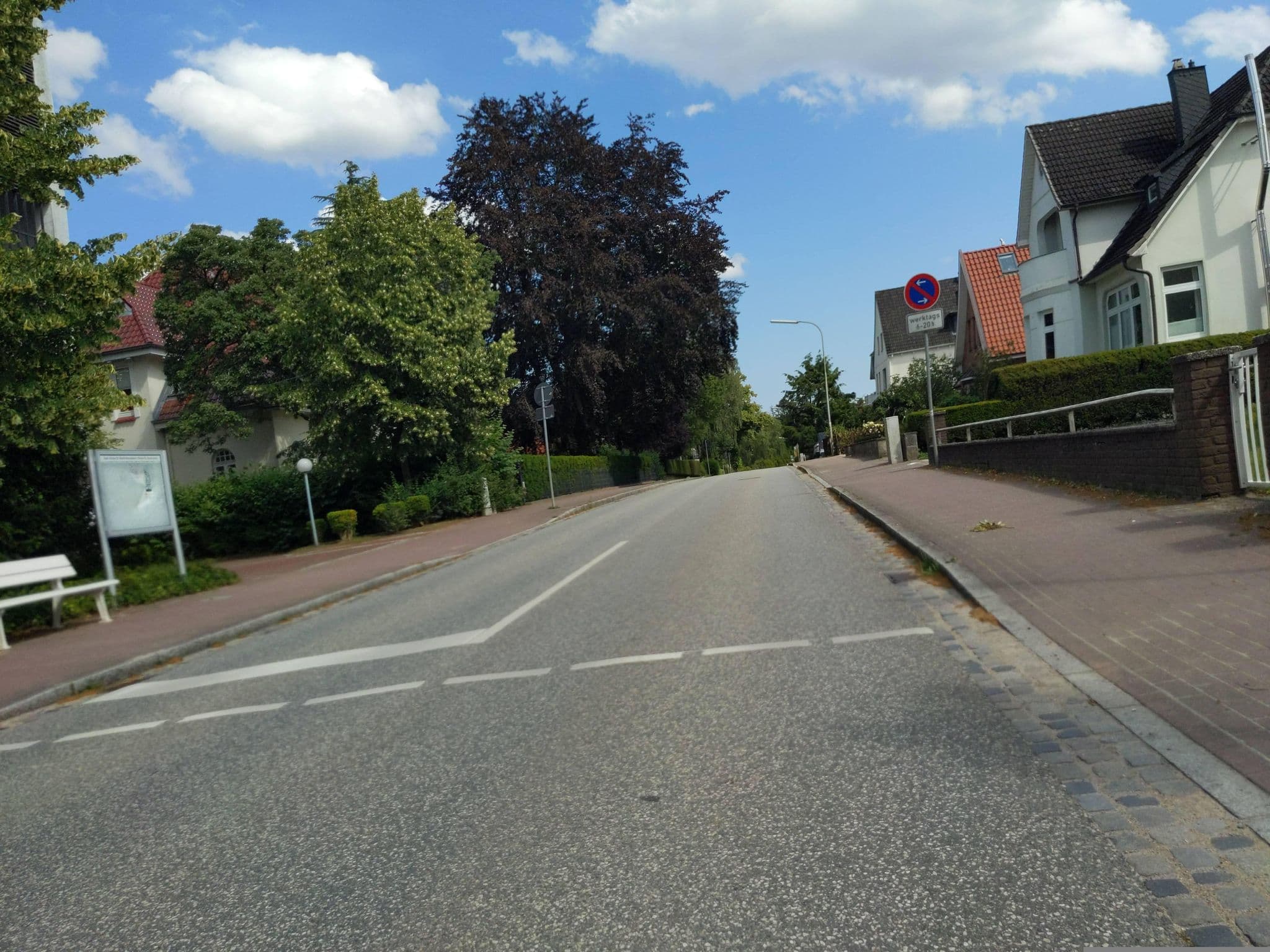 Street view near Weisser Hof Spa, Malente — © rasmustravemnd (CC BY-SA · Mapillary)