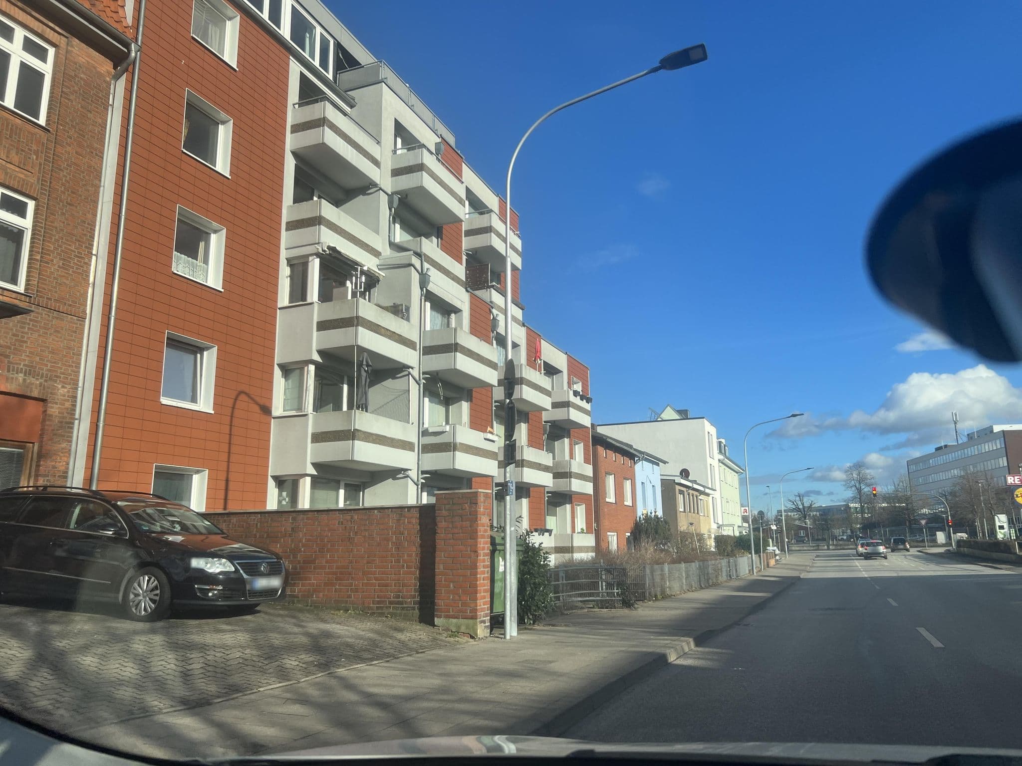 Street view near Atelier apartment, Lübeck — © juliansaa_ (CC BY-SA · Mapillary)