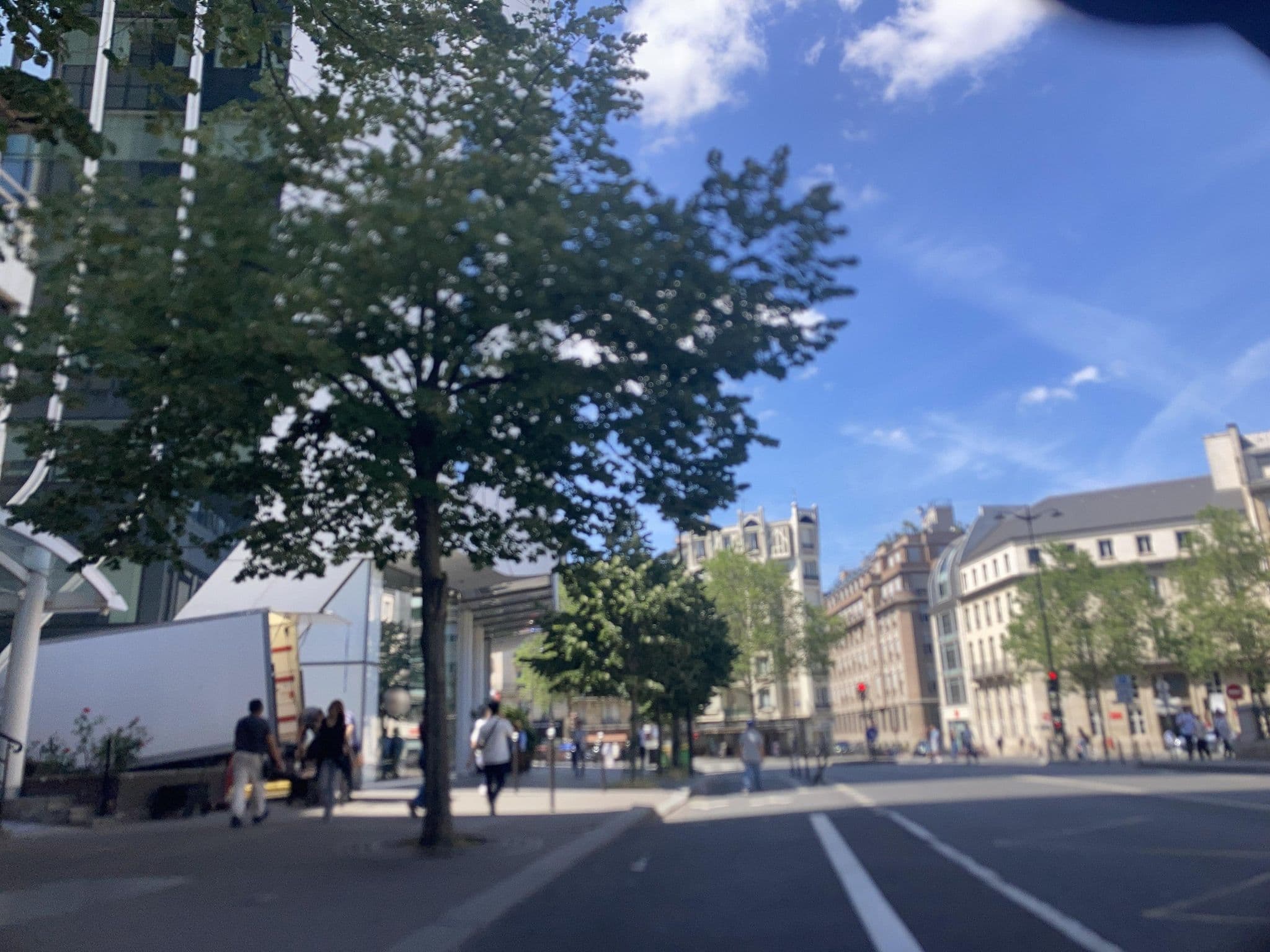 Street view near Courtyard, Quinze-Vingts — © zb256 (CC BY-SA · Mapillary)