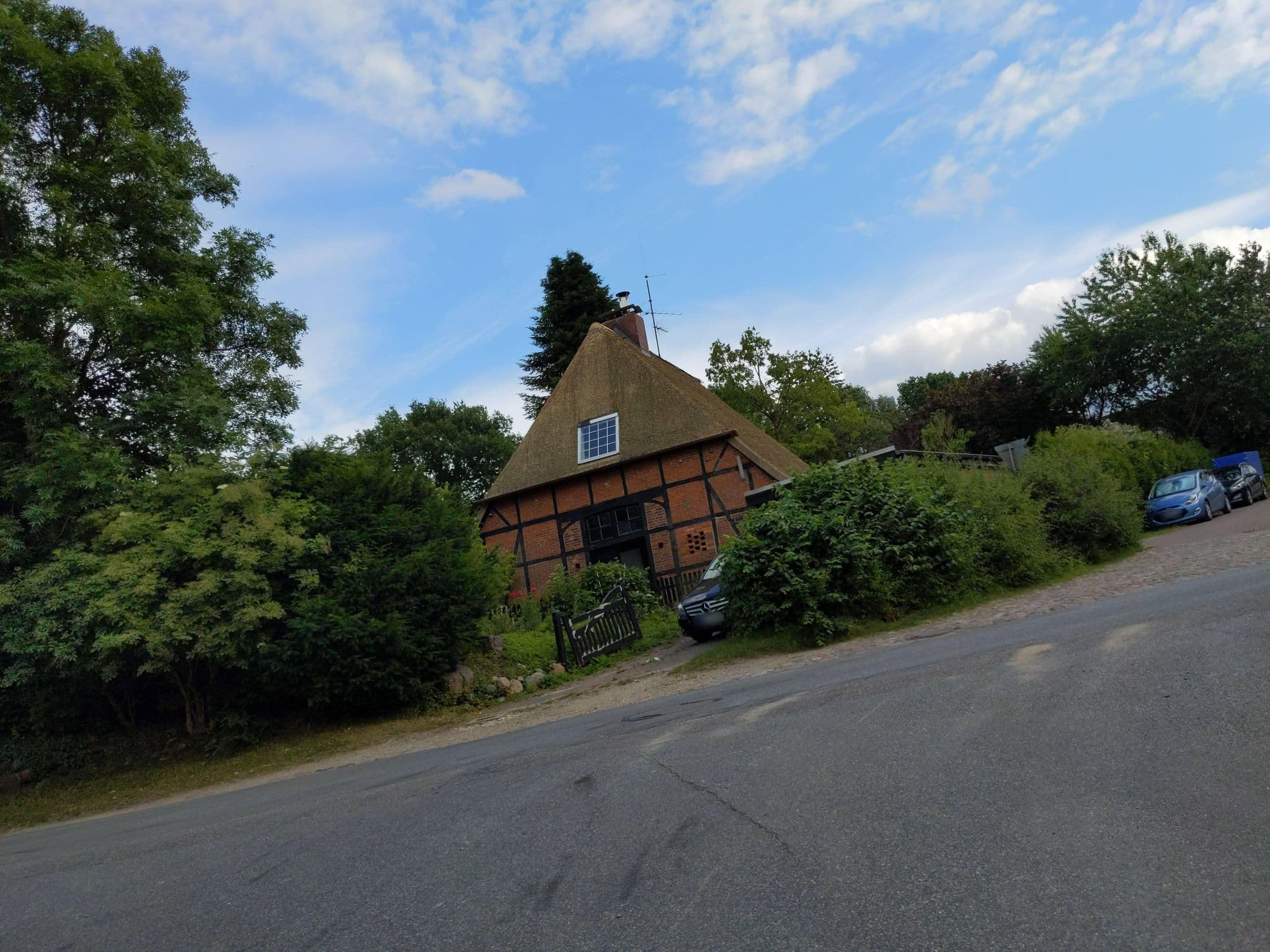 Street view near Lebatz Landgasthof, Ahrensbök — © rasmustravemnd (CC BY-SA · Mapillary)
