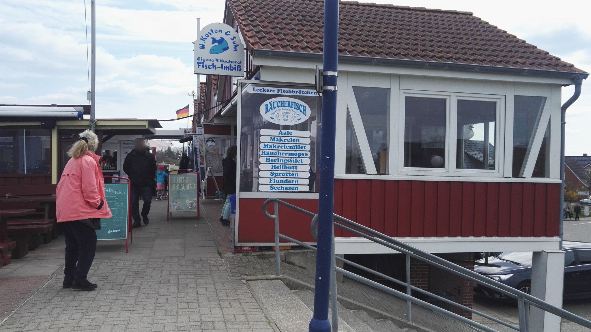 Street view near Haus Thau, Hohenfelde — © aceini (CC BY-SA · Mapillary)