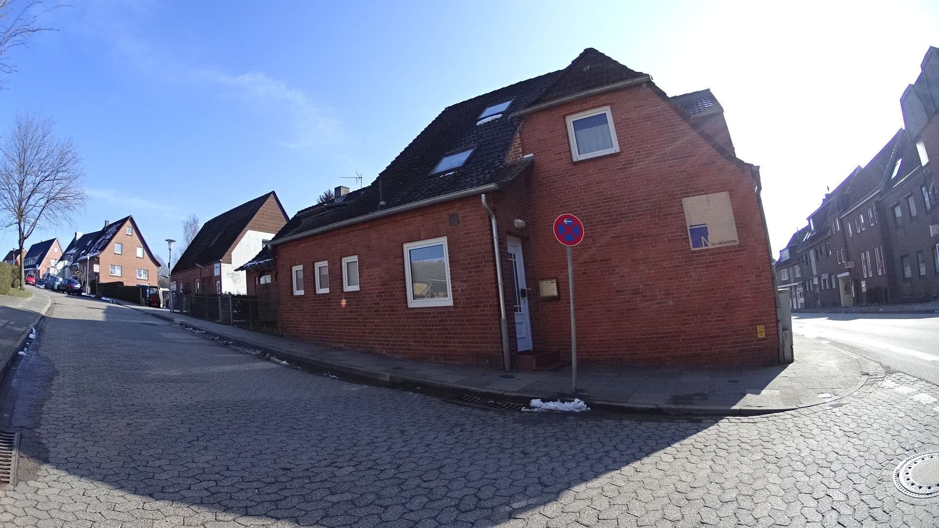 Street view near Hotel Holsteinisches Haus, Preetz — © sashazykov (CC BY-SA · Mapillary)
