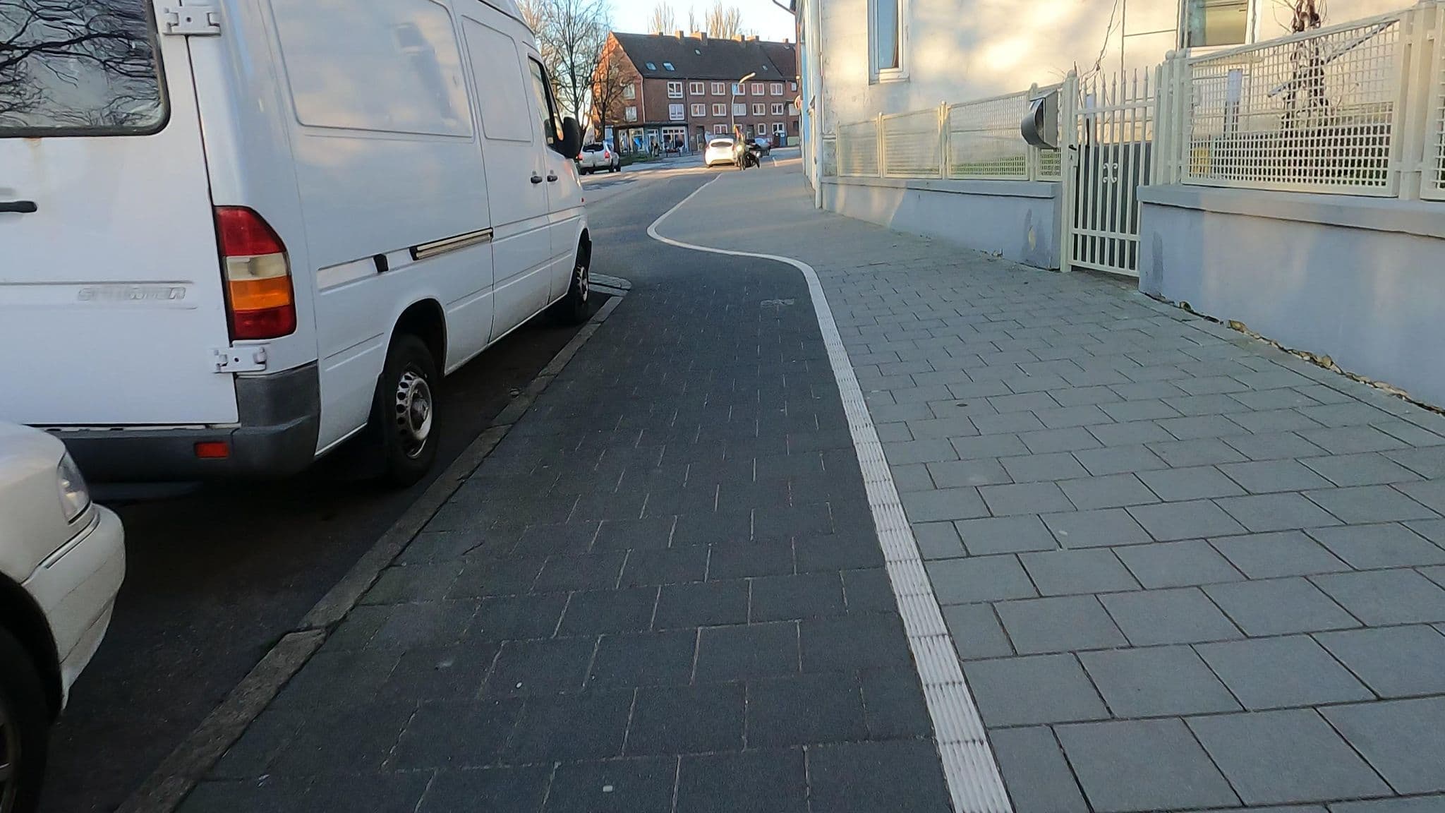 Street view near Förde Apartments Kiel, Kiel — © Klikkx (CC BY-SA · Mapillary)