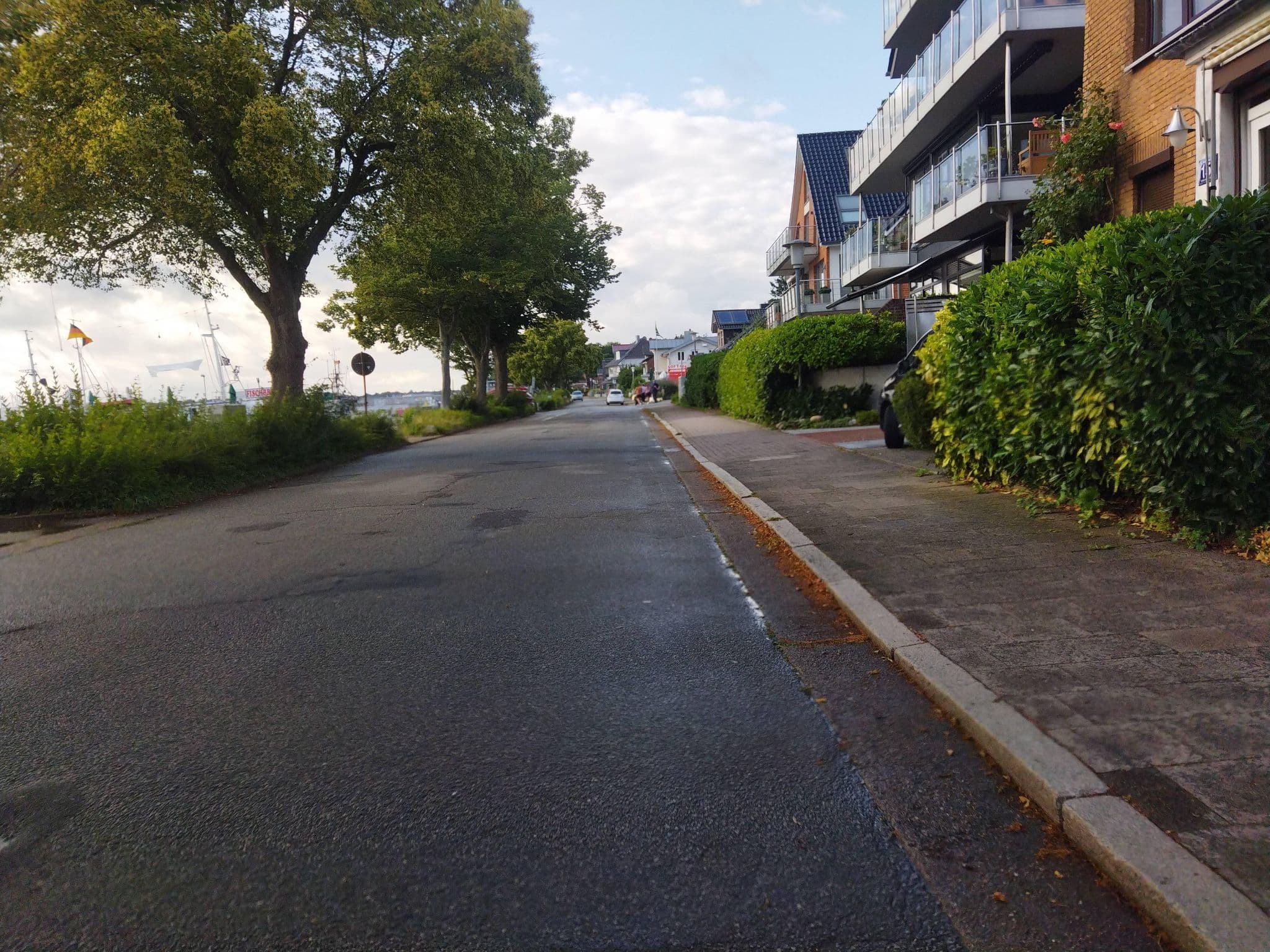 Street view near Ferienwohnung Voß, Heikendorf — © changchun1 (CC BY-SA · Mapillary)
