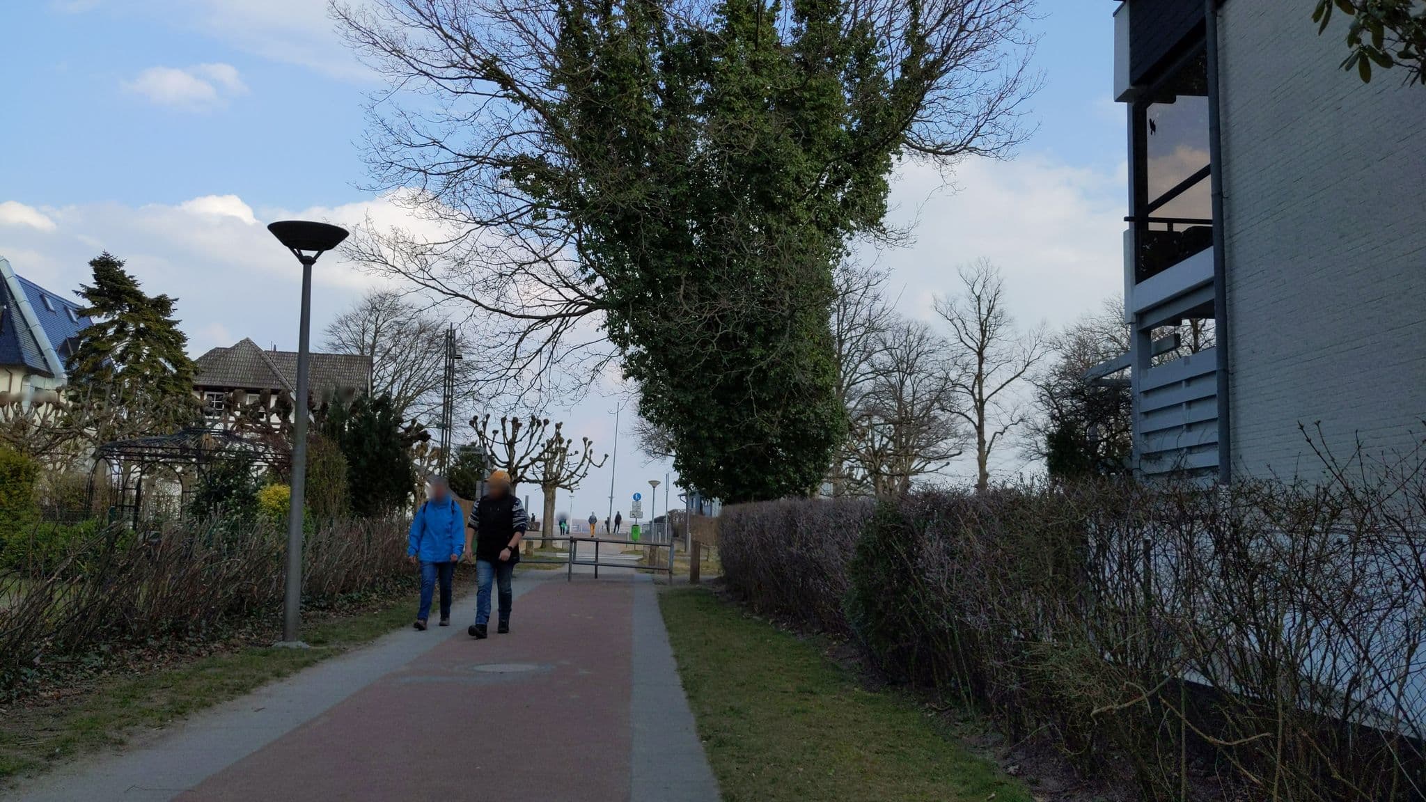 Street view near Pension Strandhaus, Travemünde — © rasmustravemnde (CC BY-SA · Mapillary)