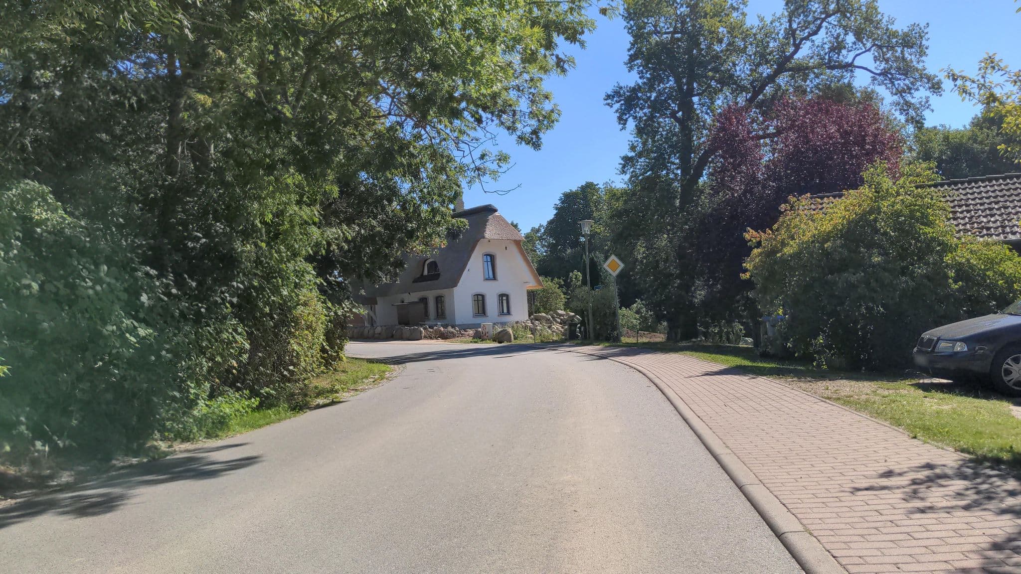 Street view near Nordwind, Ostseebad Boltenhagen — © rasmustravemnd (CC BY-SA · Mapillary)