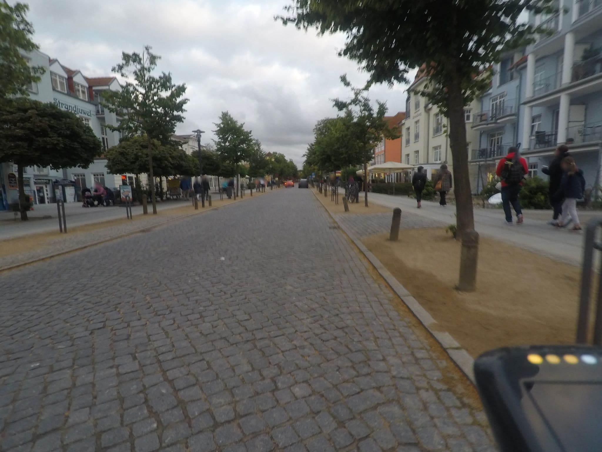 Street view near Fewo-Strandburg, Ostseebad Kühlungsborn — © mjay (CC BY-SA · Mapillary)