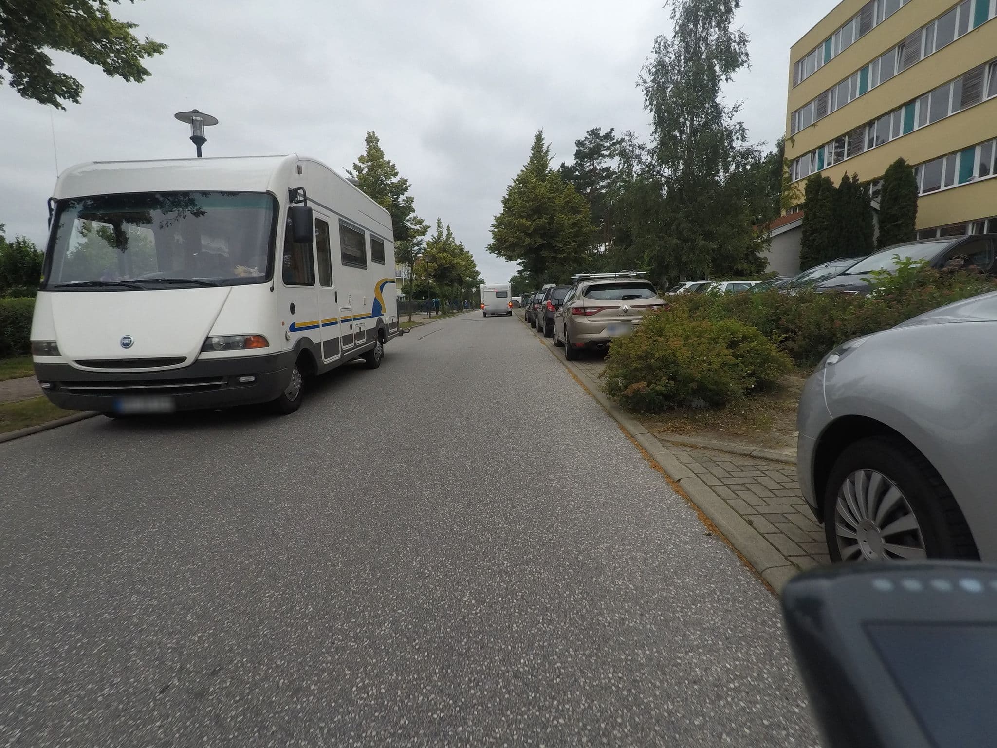 Street view near Villa Glückspilz, Ostseebad Kühlungsborn — © mjay (CC BY-SA · Mapillary)