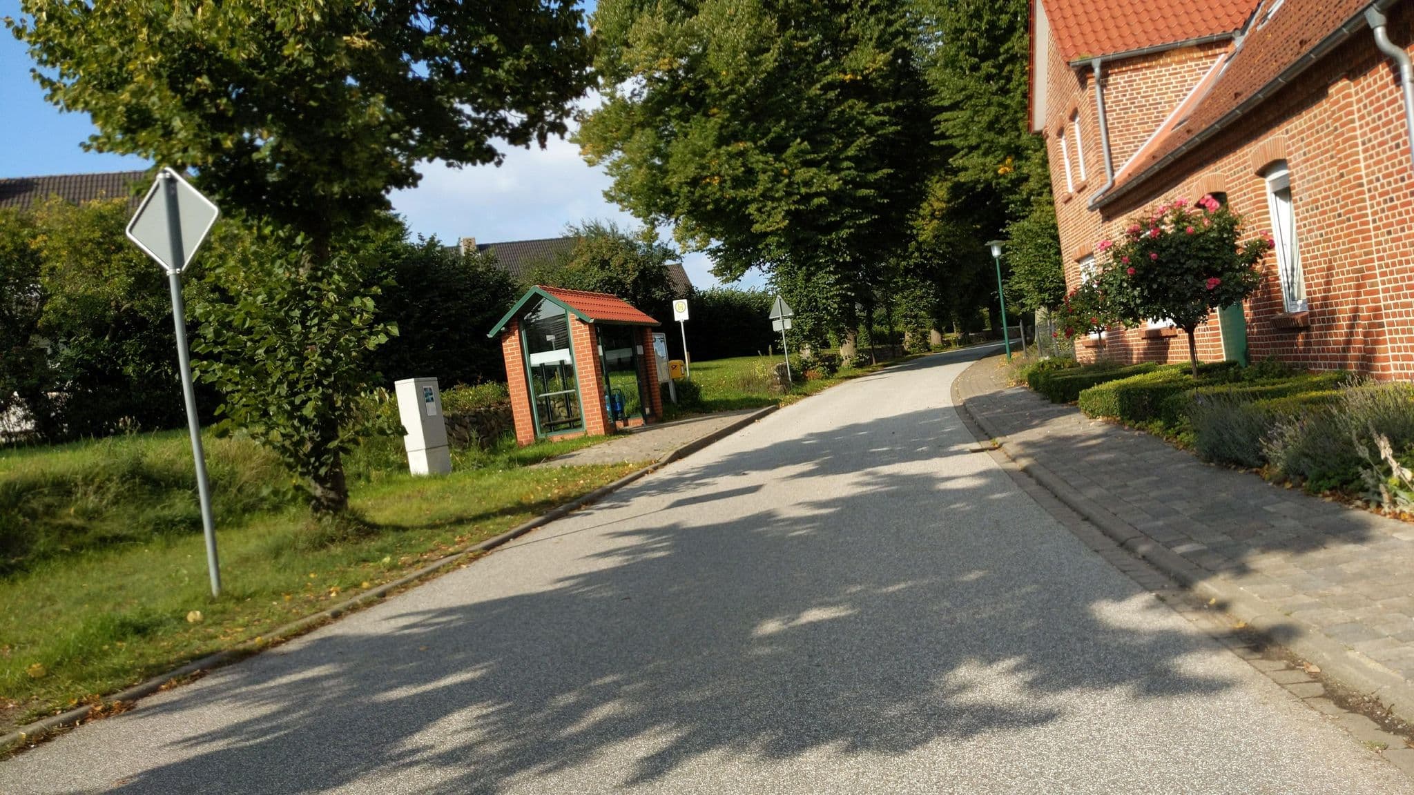 Street view near Seesternchen, Kalkhorst — © rasmustravemnd (CC BY-SA · Mapillary)