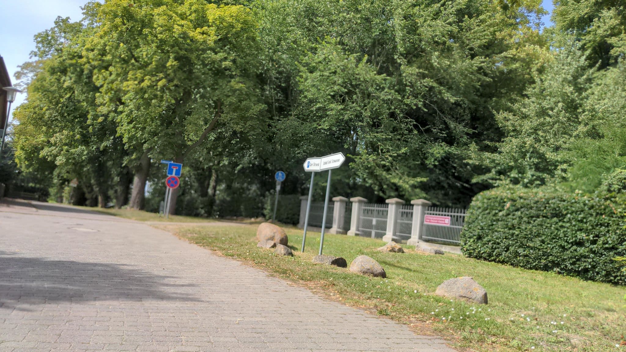 Street view near Strandvilla Groß Schwansee Wohnung Hansestadt Bremen, Kalkhorst — © rasmustravemnd (CC BY-SA · Mapillary)