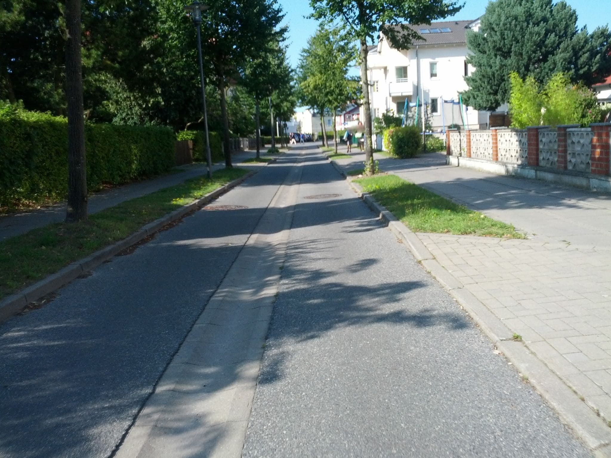 Street view near Ferienwohnung Strandglück - Villa Strandkuss, Ostseebad Kühlungsborn — © zoegglmeyr (CC BY-SA · Mapillary)