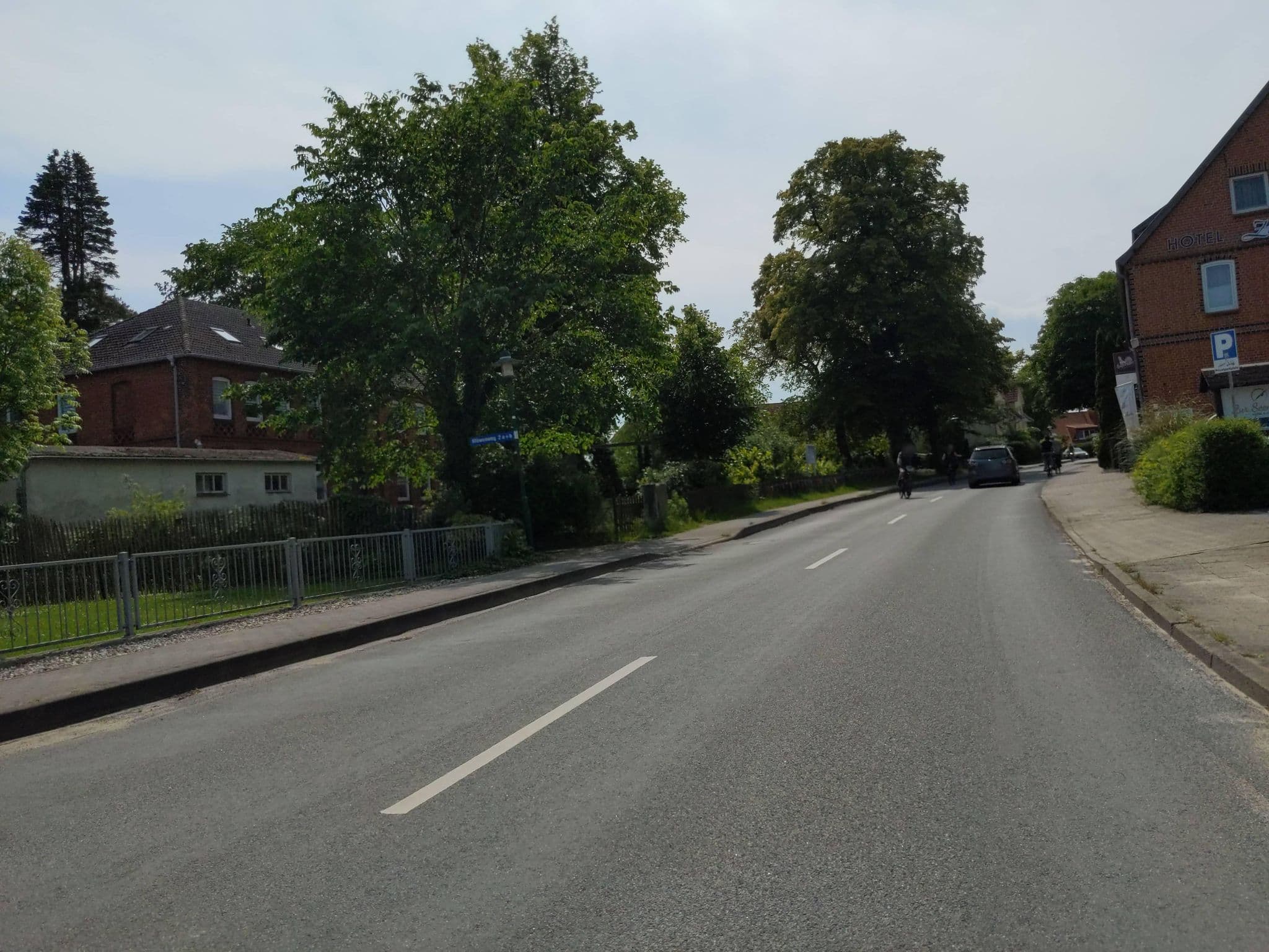 Street view near Pension Zur Kirchsee, Blowatz — © rasmustravemnd (CC BY-SA · Mapillary)