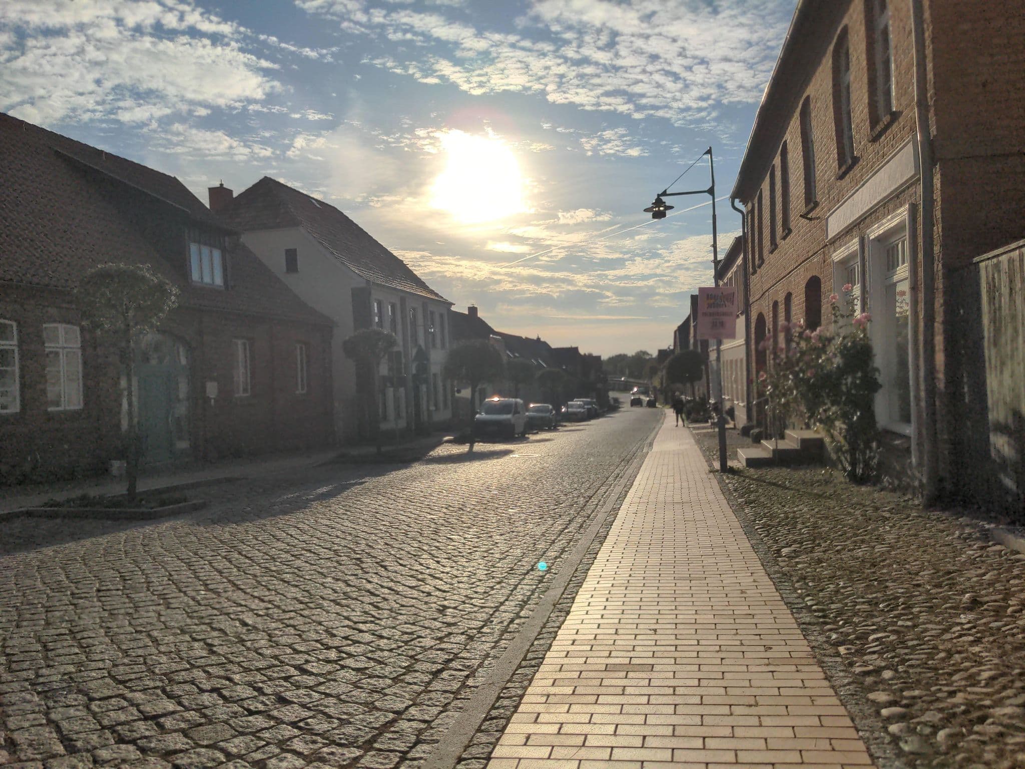 Street view near Jürgen Freitag, Dassow — © rasmustravemnd (CC BY-SA · Mapillary)
