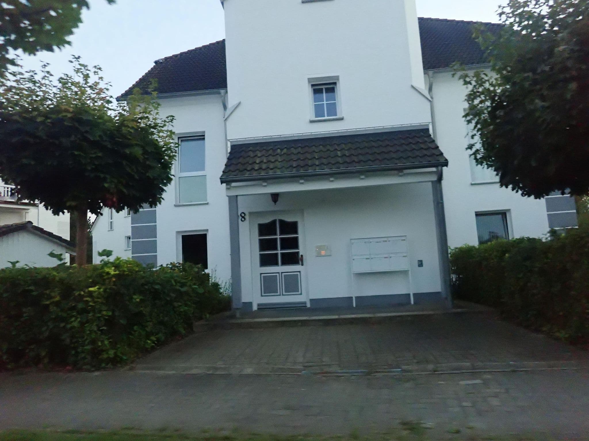 Street view near Ferienwohnung Zum Kliff, Börgerende-Rethwisch — © jordanthao (CC BY-SA · Mapillary)