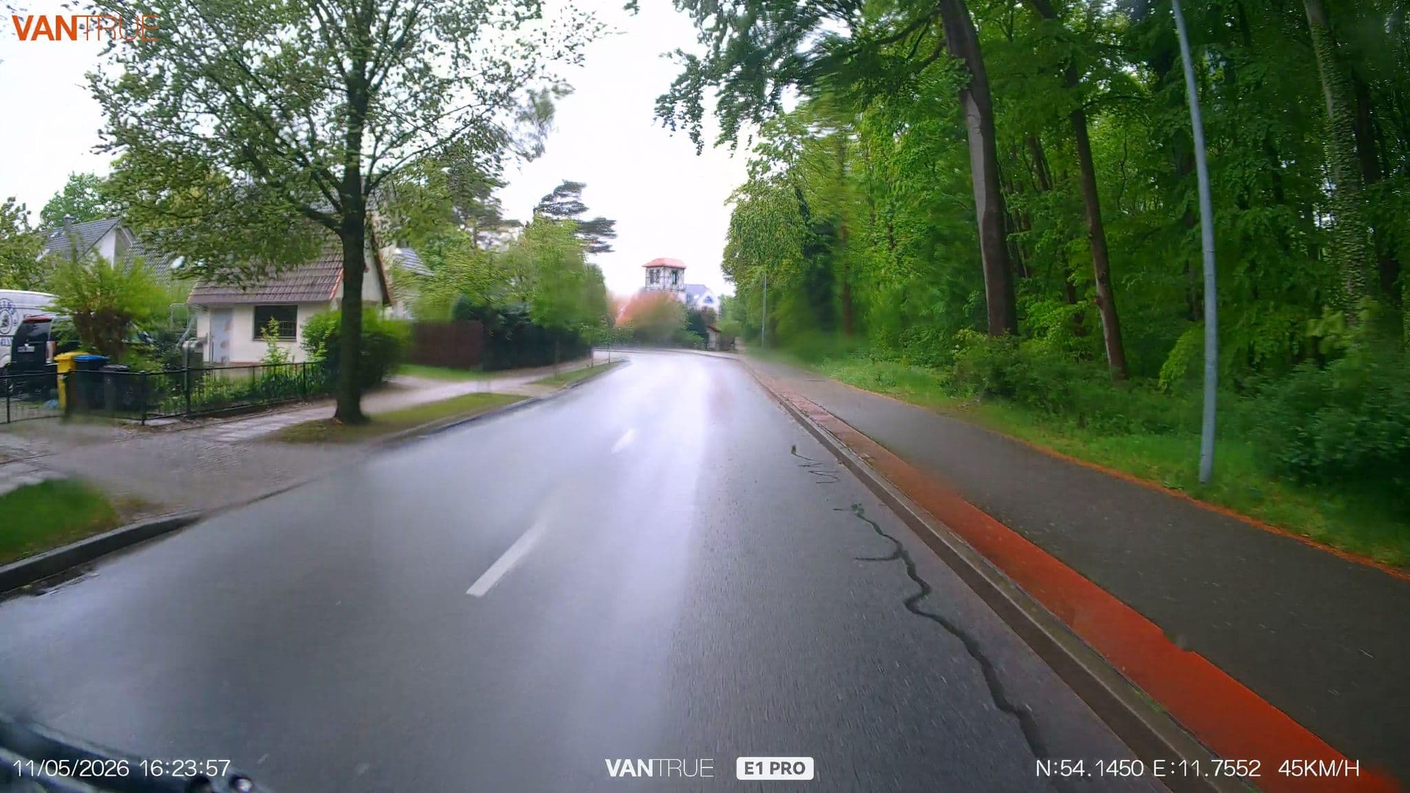 Street view near Appartementvermittlung Zimmer am Meer Filiale Ost, Ostseebad Kühlungsborn — © LordOslo (CC BY-SA · Mapillary)