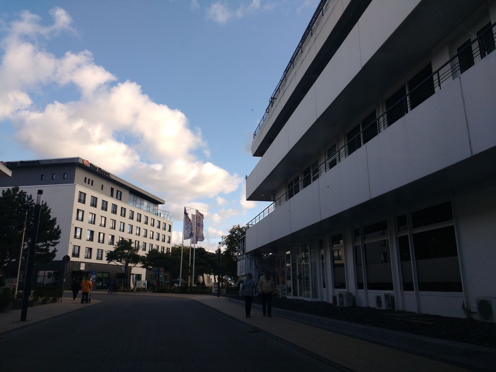 Street view near Carat Residenz-Apartmenthaus, Grömitz — © thetornado76 (CC BY-SA · Mapillary)