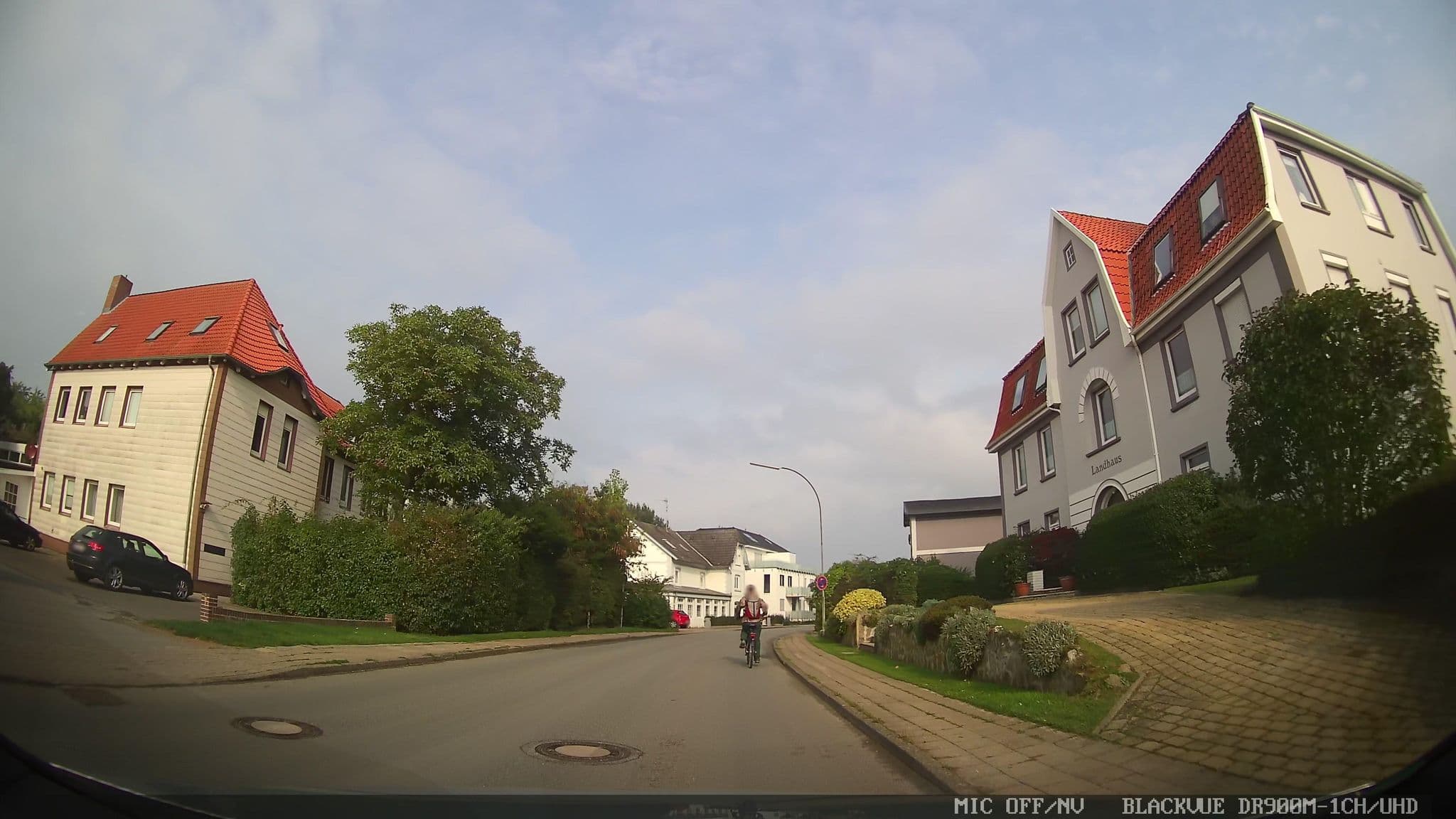 Street view near Ferienhaus Mika an der Ostsee, Kellenhusen — © chuck (CC BY-SA · Mapillary)