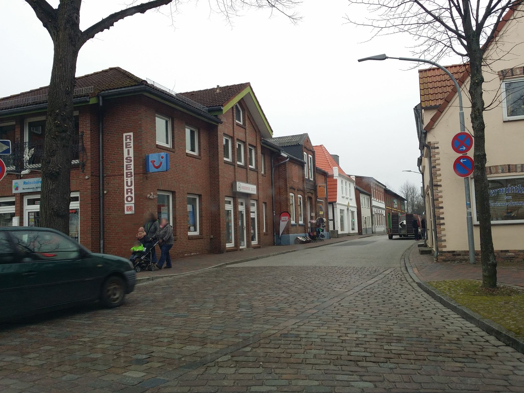 Street view near Doppeleiche, Fehmarn — © b166er (CC BY-SA · Mapillary)