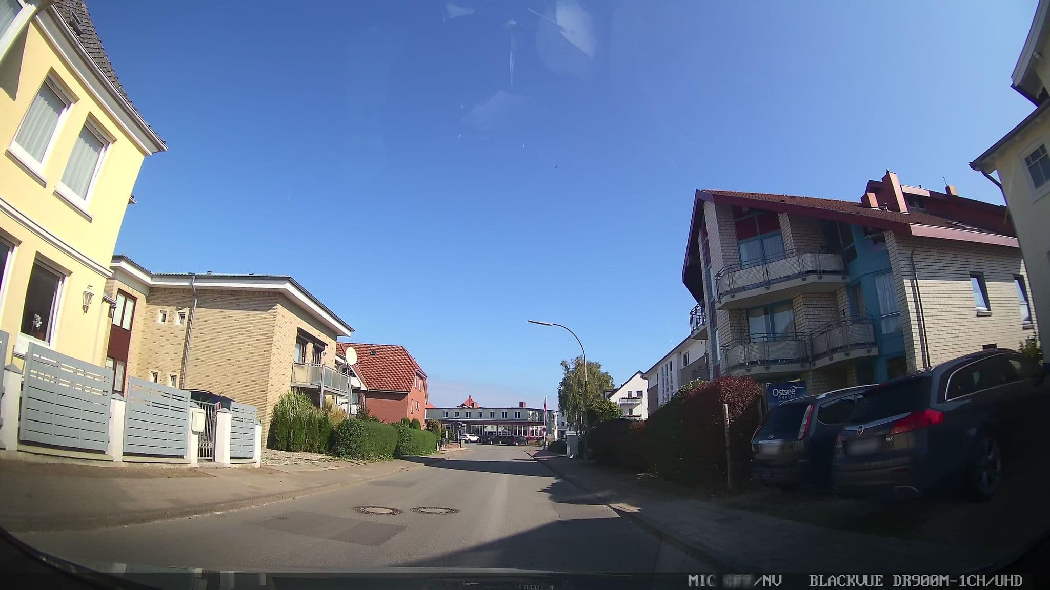 Street view near Dücker Rainer und Marianne, Kellenhusen — © chuck (CC BY-SA · Mapillary)