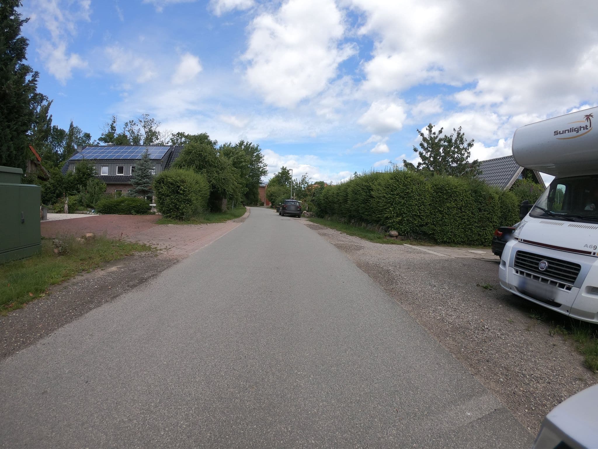 Street view near Büdl'farm - der Familien-Erlebnishof, Burg auf Fehmarn — © desertfoxsg (CC BY-SA · Mapillary)