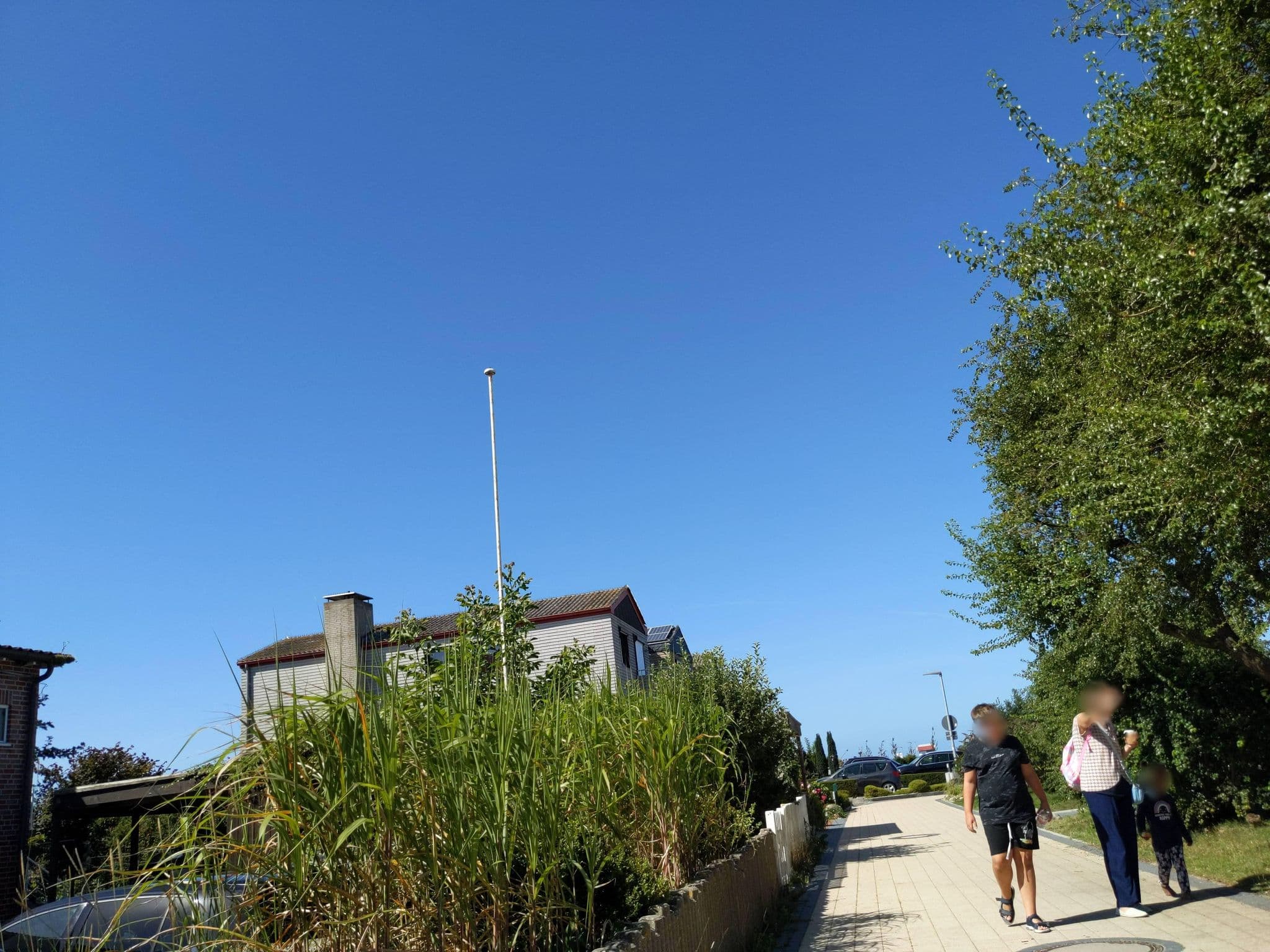 Street view near Heiligenhafen Doppel-Seeblick, Heiligenhafen — © rasmustravemnd (CC BY-SA · Mapillary)