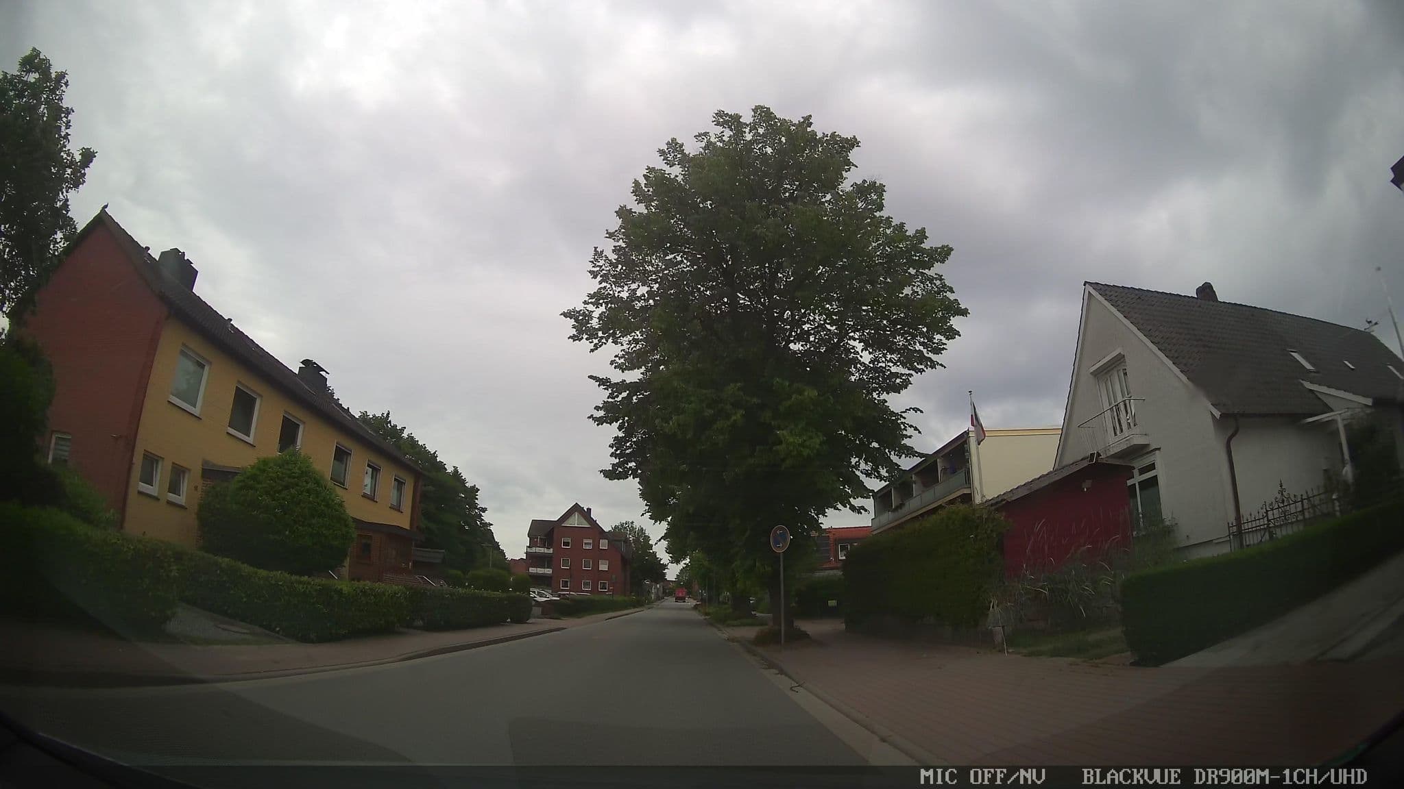 Street view near Heiligenhafenkoje, Heiligenhafen — © chuck (CC BY-SA · Mapillary)