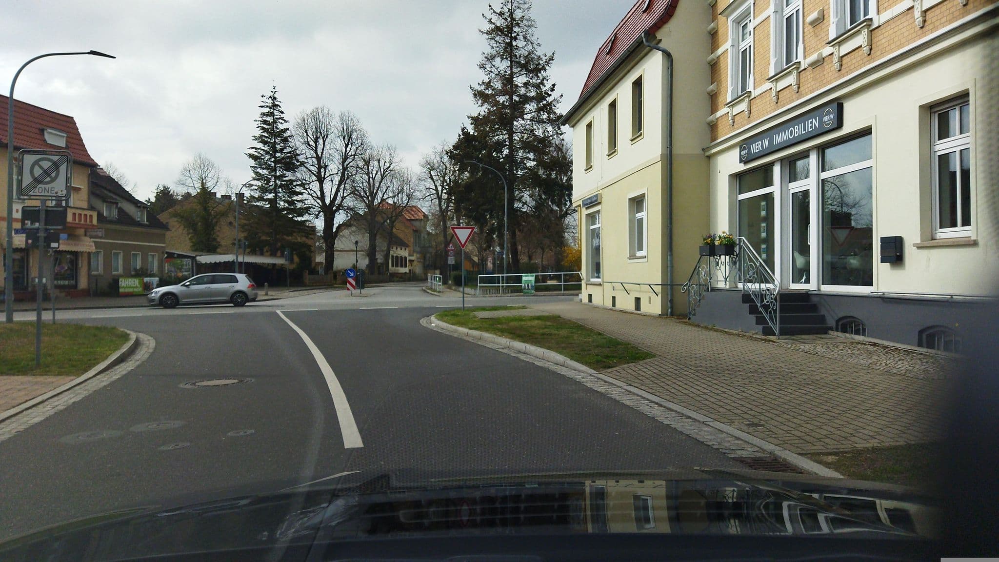 Street view near Gästehaus obstkultour, Werder — © changchun1 (CC BY-SA · Mapillary)