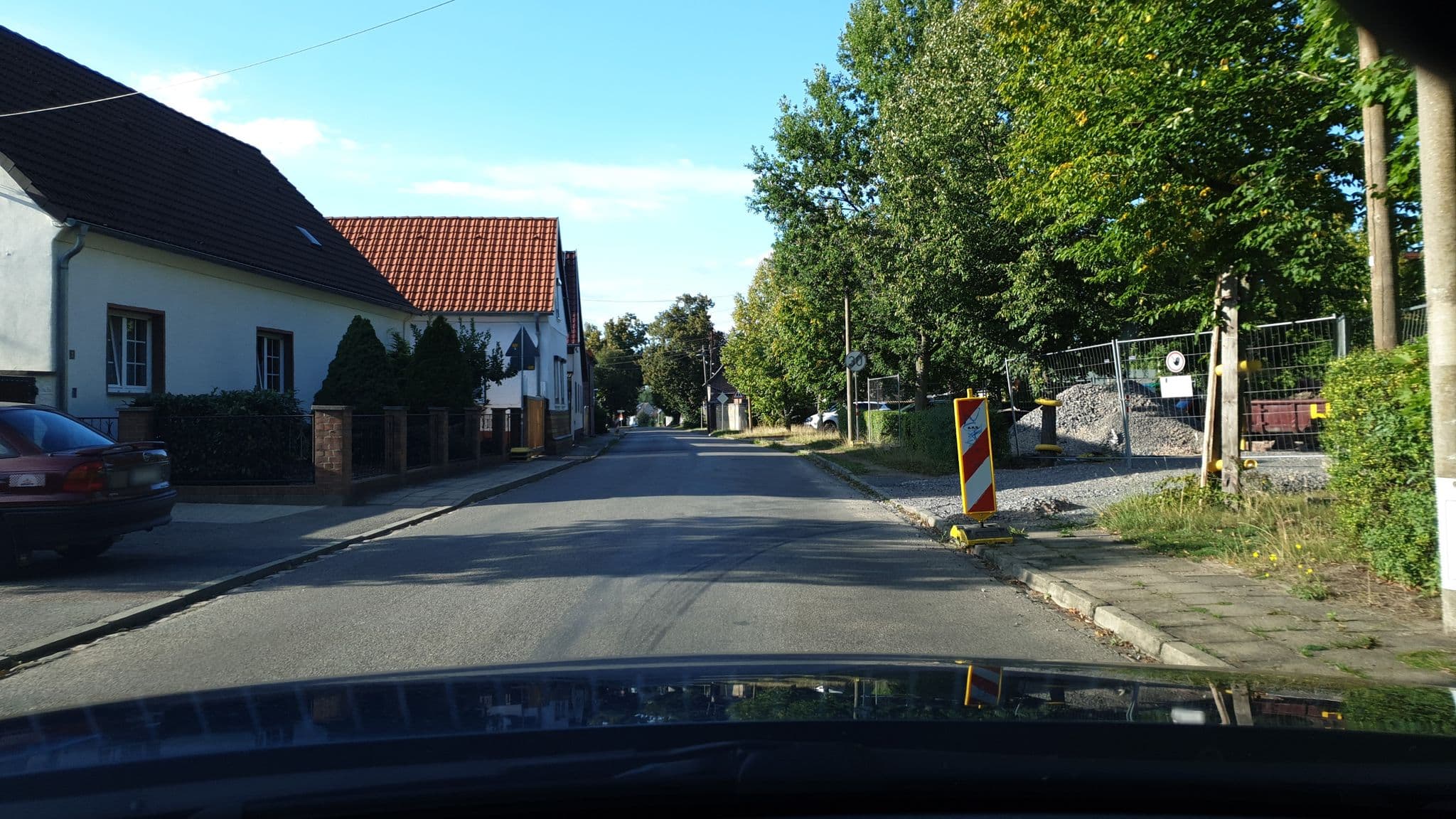 Street view near Zur Müllerin, Radis — © tomatsn (CC BY-SA · Mapillary)