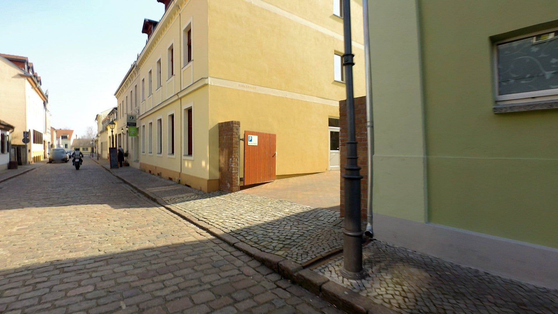 Street view near Hagemeisterensemble, Werder — © moenk (CC BY-SA · Mapillary)