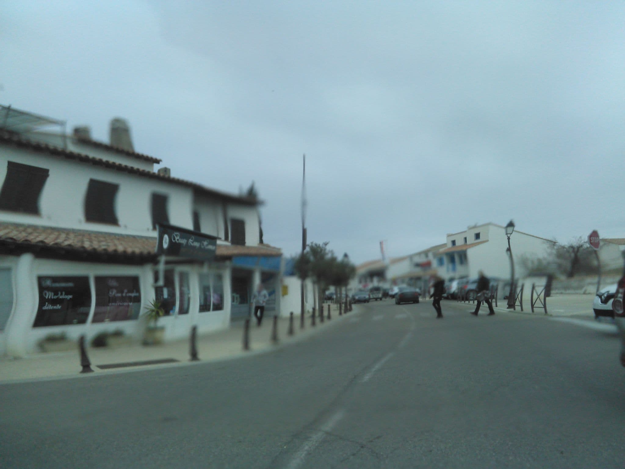 Street view near Chez Mireille, Saintes-Maries-de-la-Mer — © nomadmapper (CC BY-SA · Mapillary)
