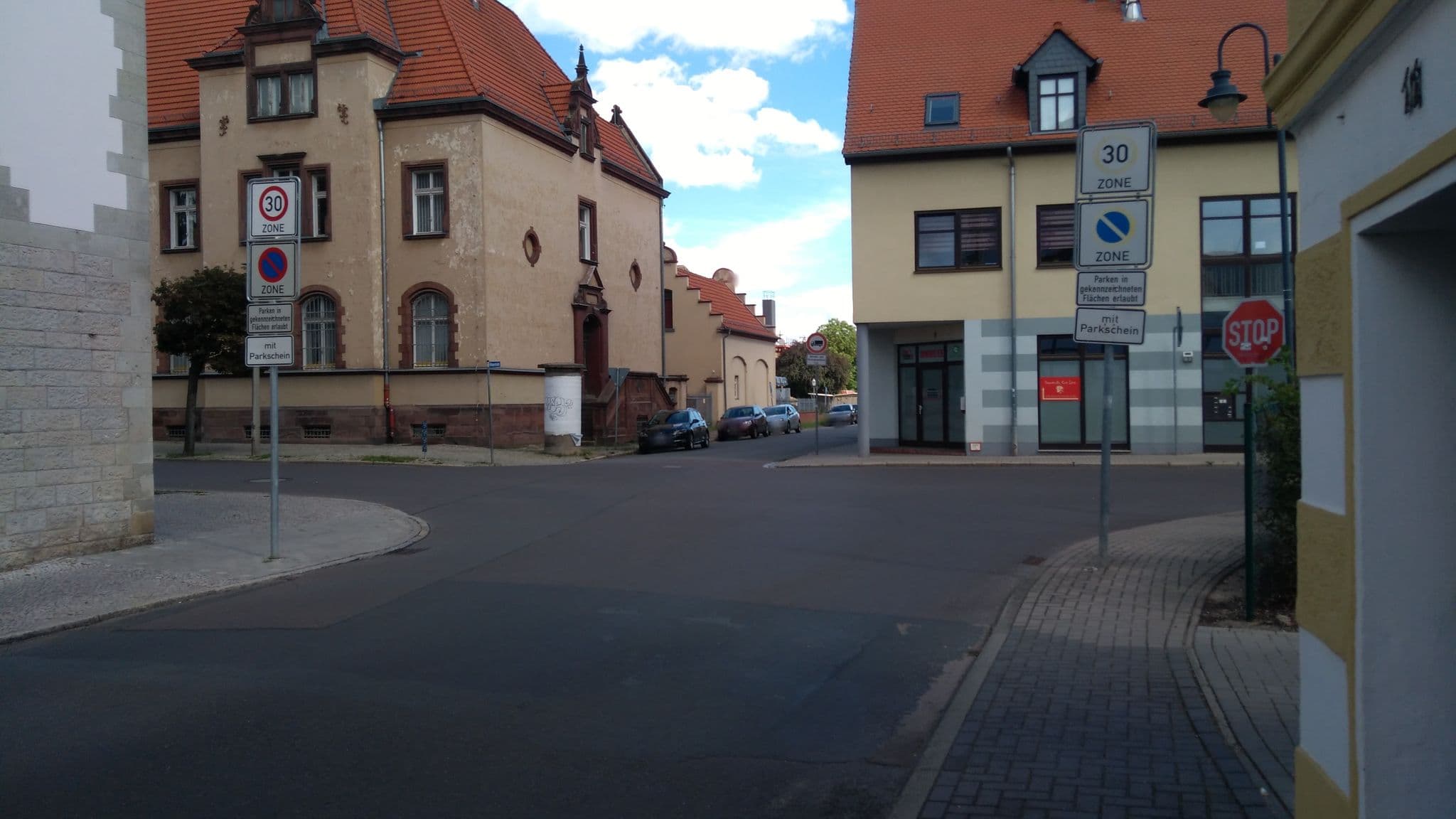 Street view near Am Kamin, Zerbst — © rausk (CC BY-SA · Mapillary)
