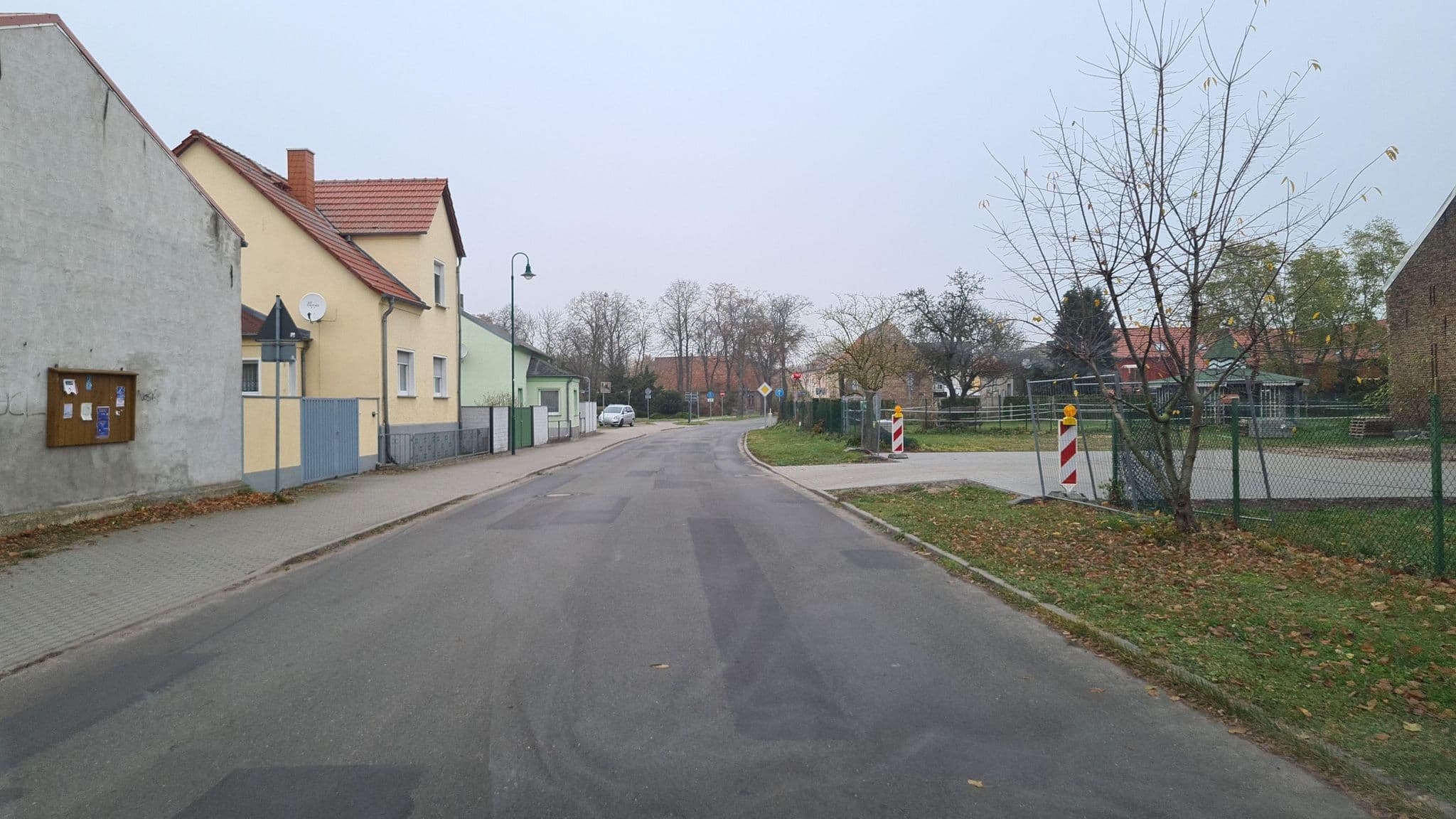Street view near Gut Quovadis, Groß Kreutz — © dsmm (CC BY-SA · Mapillary)