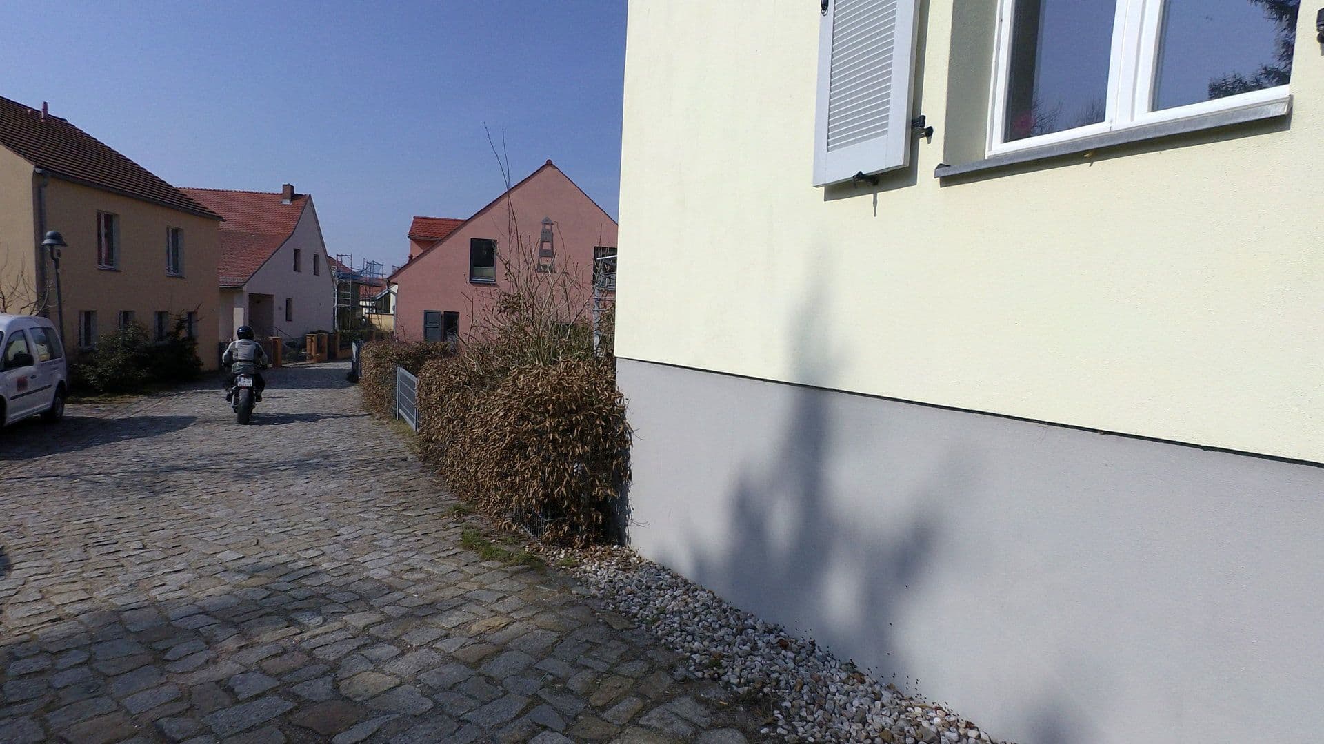 Street view near Ferienwohnung Inselufer, Werder — © moenk (CC BY-SA · Mapillary)