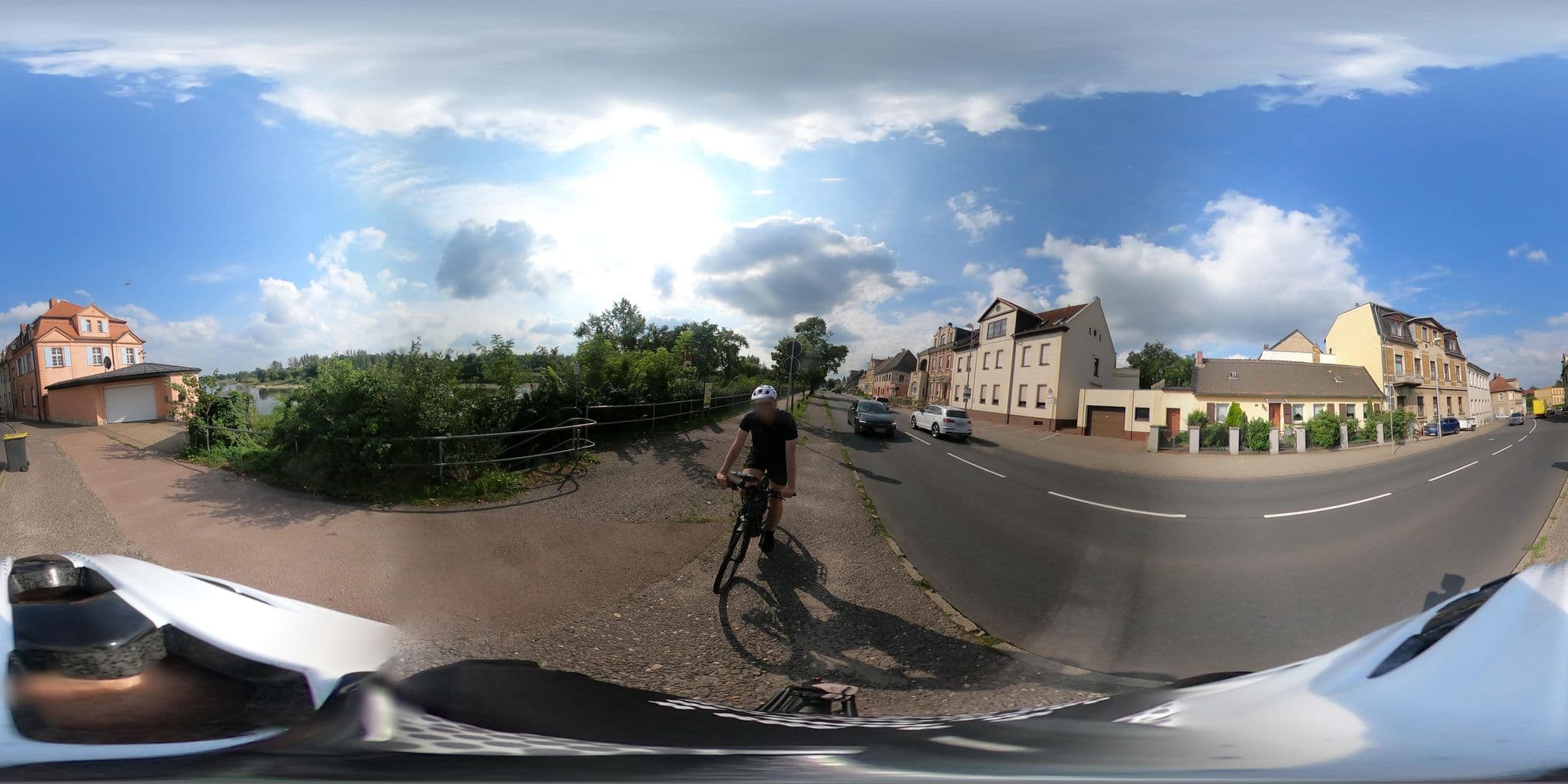 Street view near Ferienwohnung am Hohen Elbufer, Wörlitz — © Mobilitaetswerk (CC BY-SA · Mapillary)